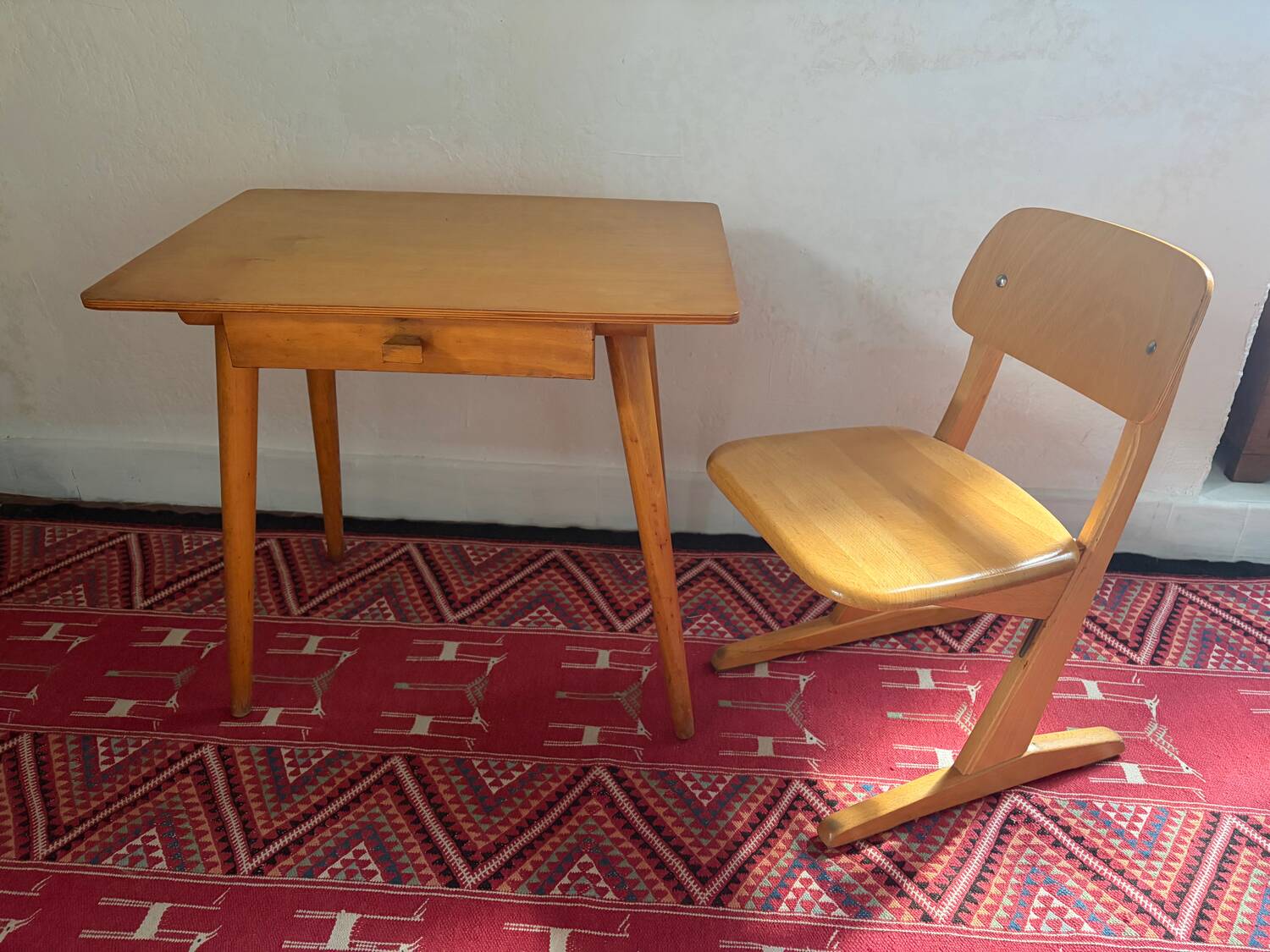 Children's desk and chair set