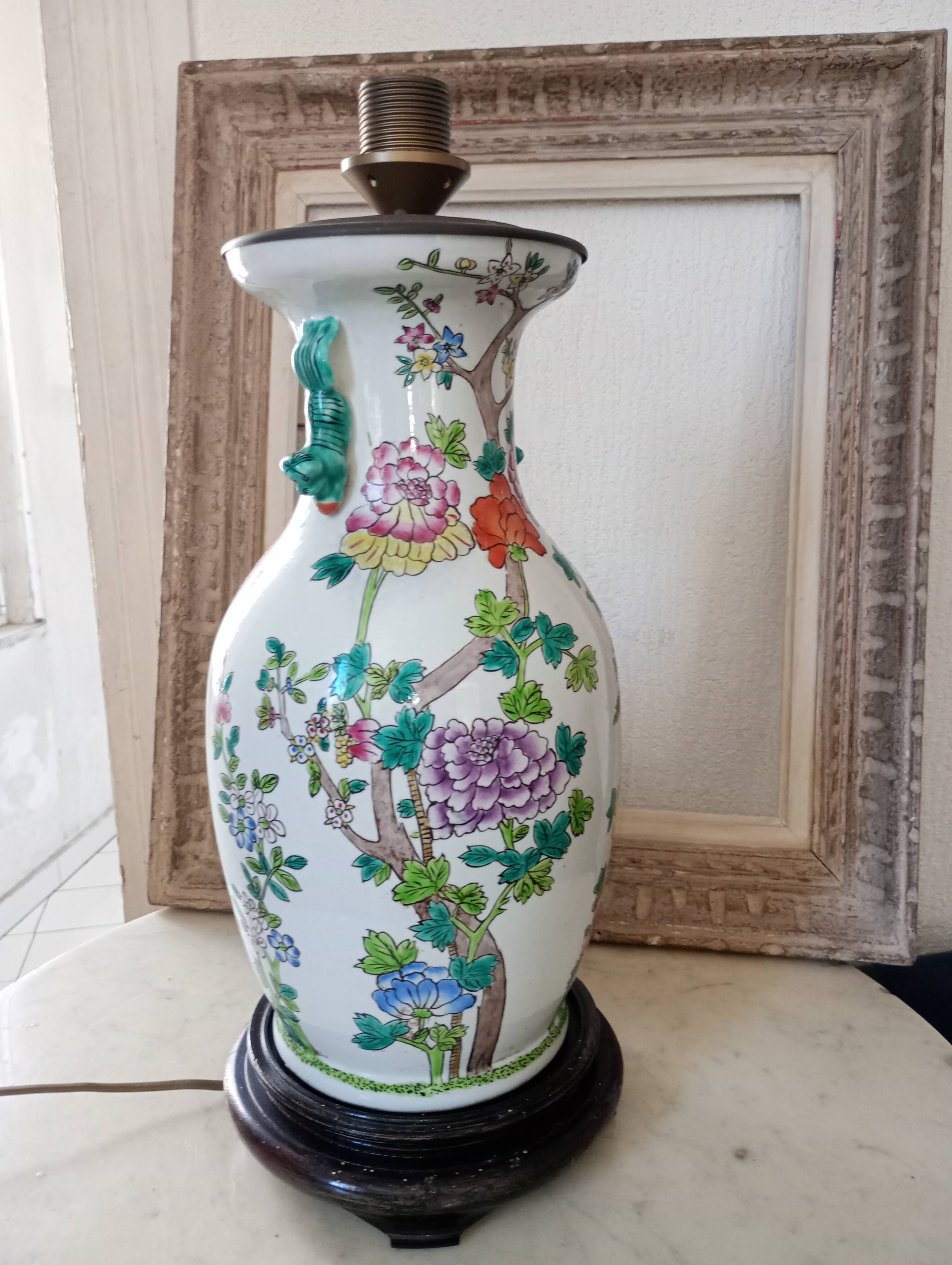 Ancienne lampe chinoise. Vintage.