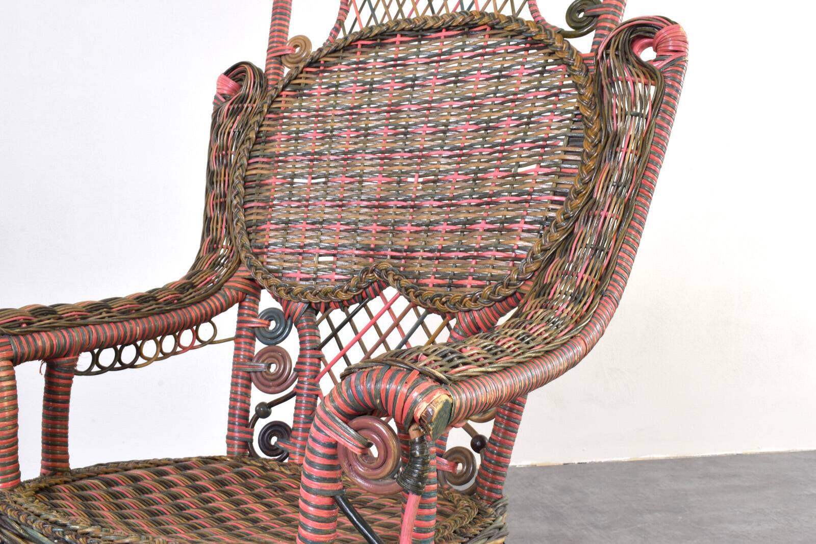 American Victorian Wicker Armchair from Heywood-Wakefield, 1910s.