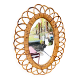 Vintage oval rattan mirror from the 60s/70s.