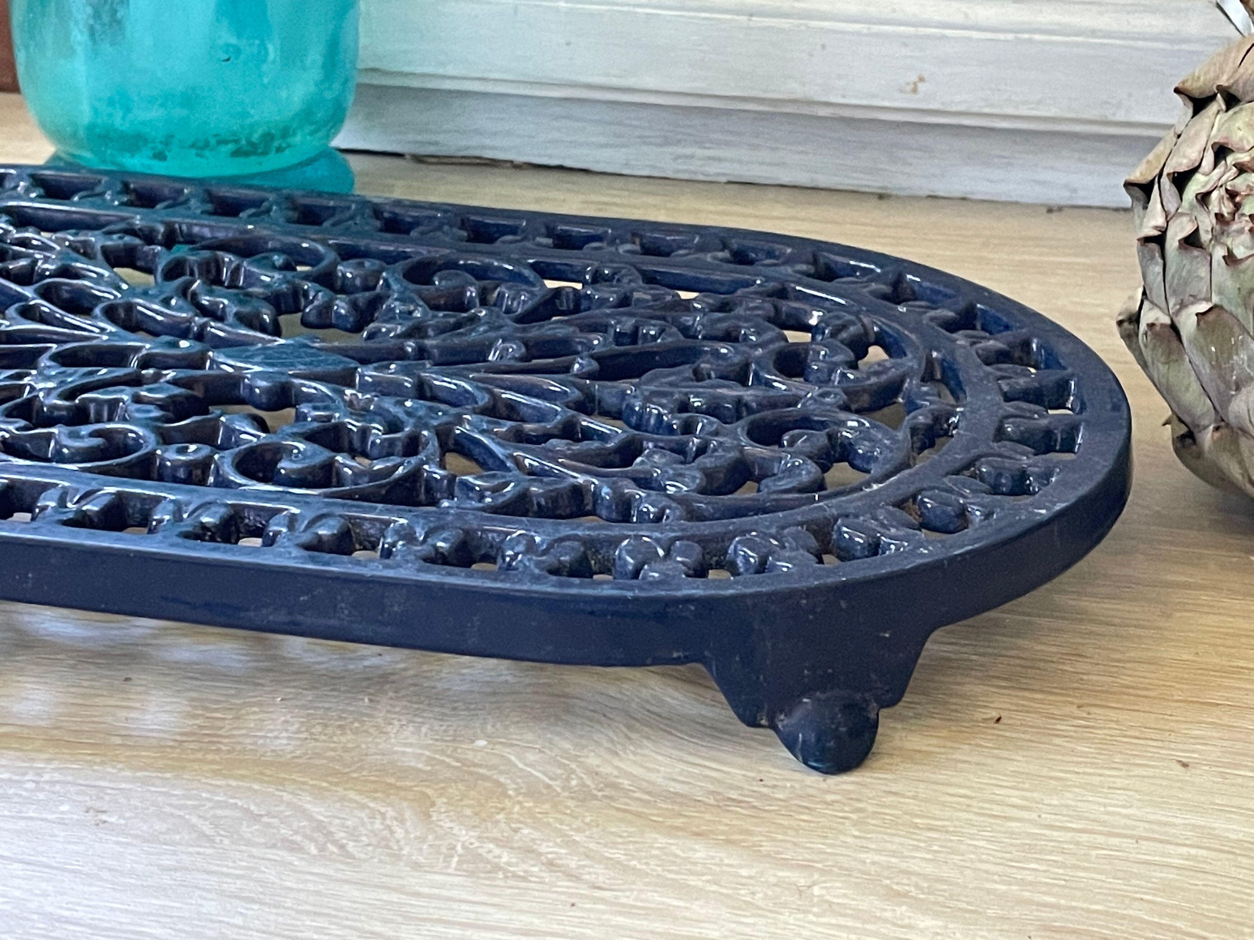 Enamelled cast iron underside 35cm