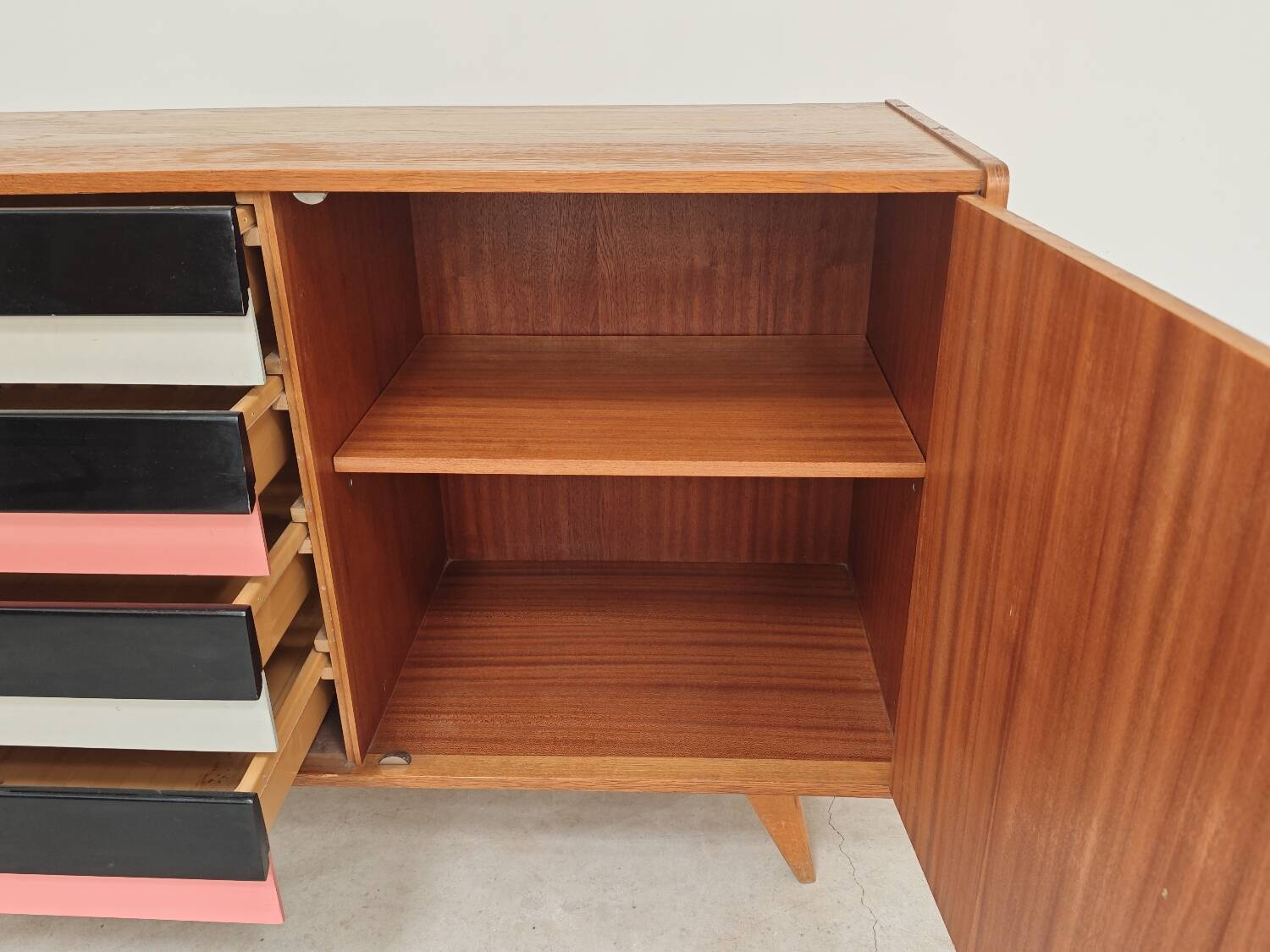 U-458 pink sideboard by Jiri Jiroutek for Interier Praha 1960