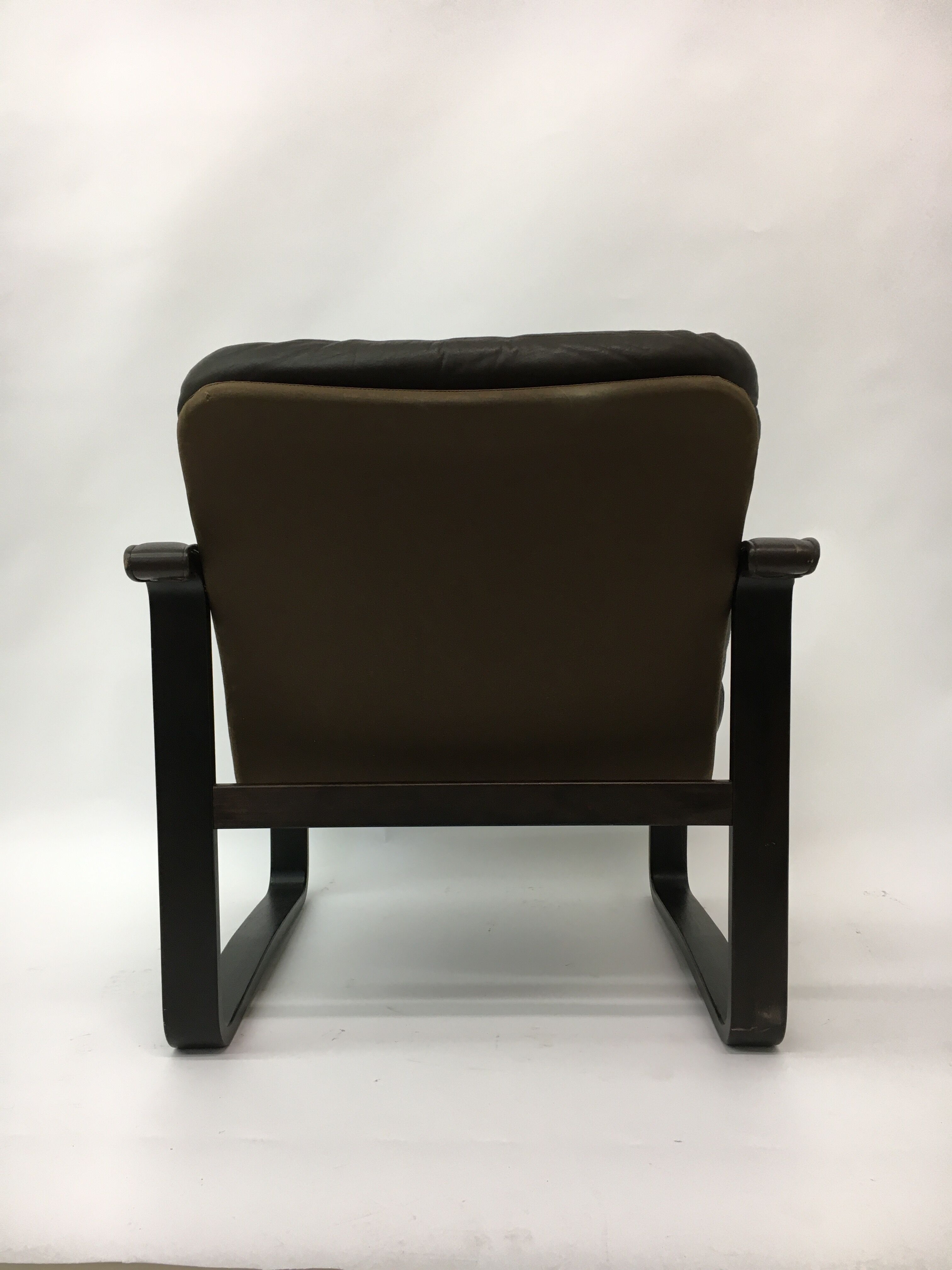 Mid-century safari lounge chair design by Oy Bj Dahlqvist ab, Finland, 1970s