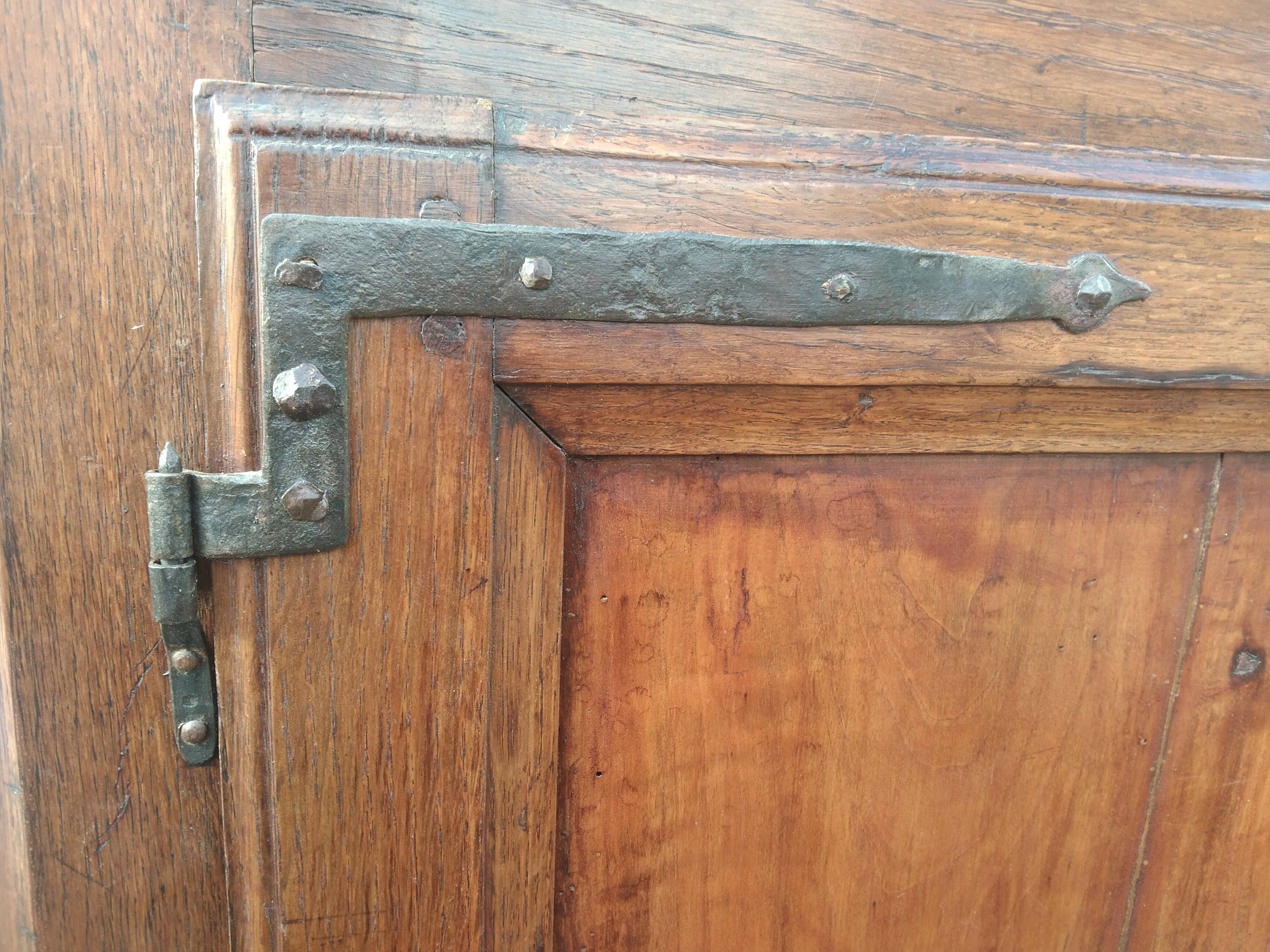 Auvergne wardrobe 18th century