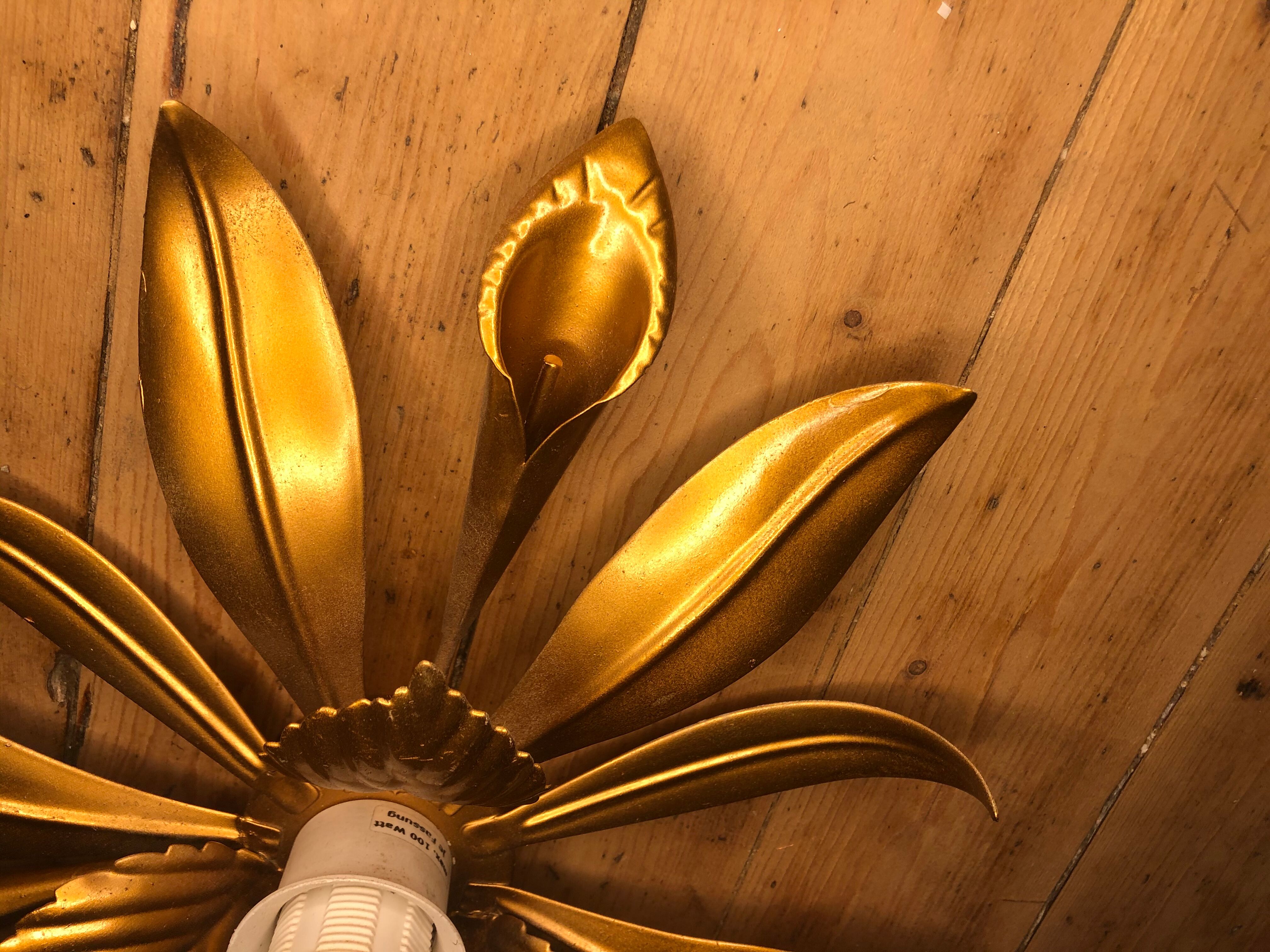 Vintage gold metal flower wall light