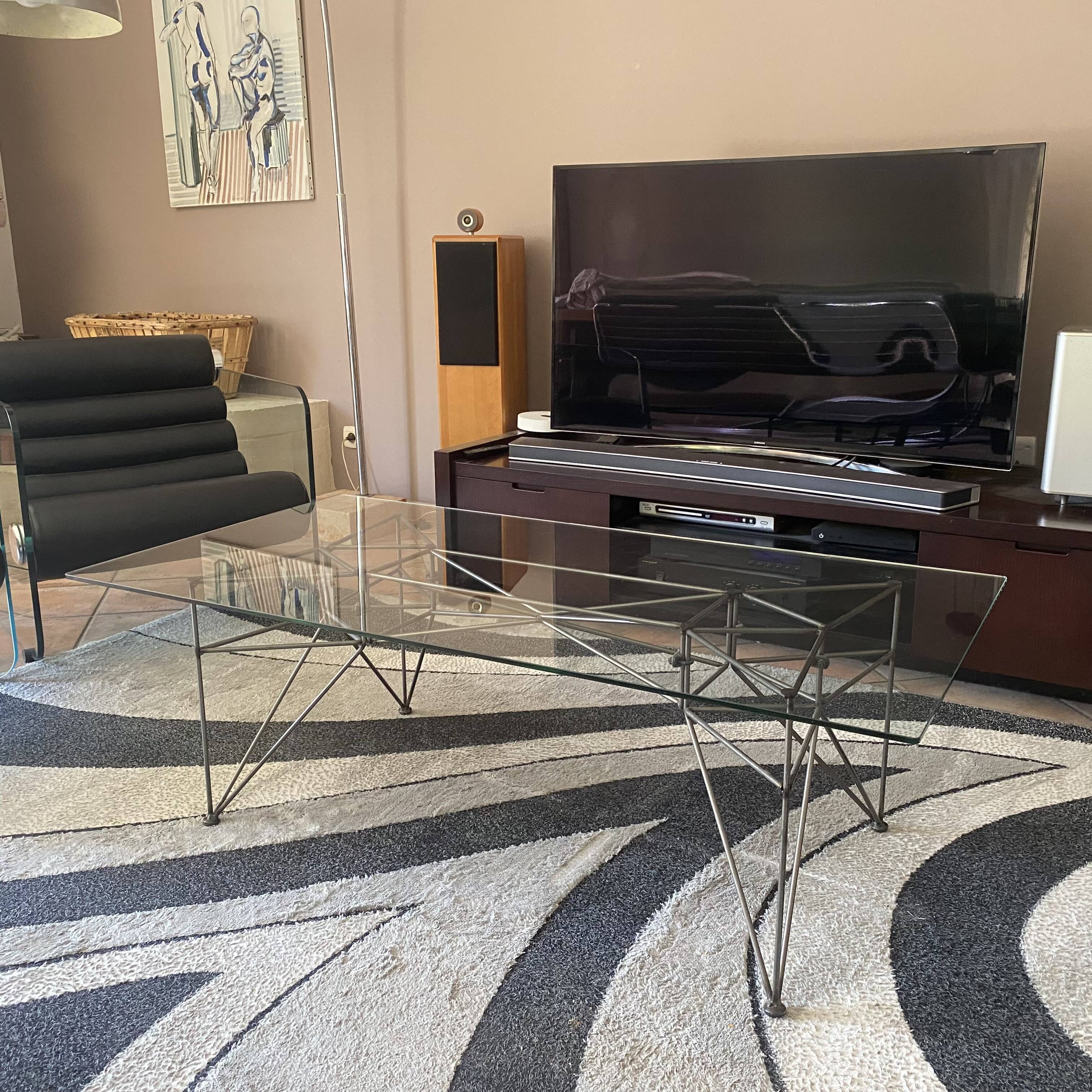 Vintage coffee table. 1980. Space age.