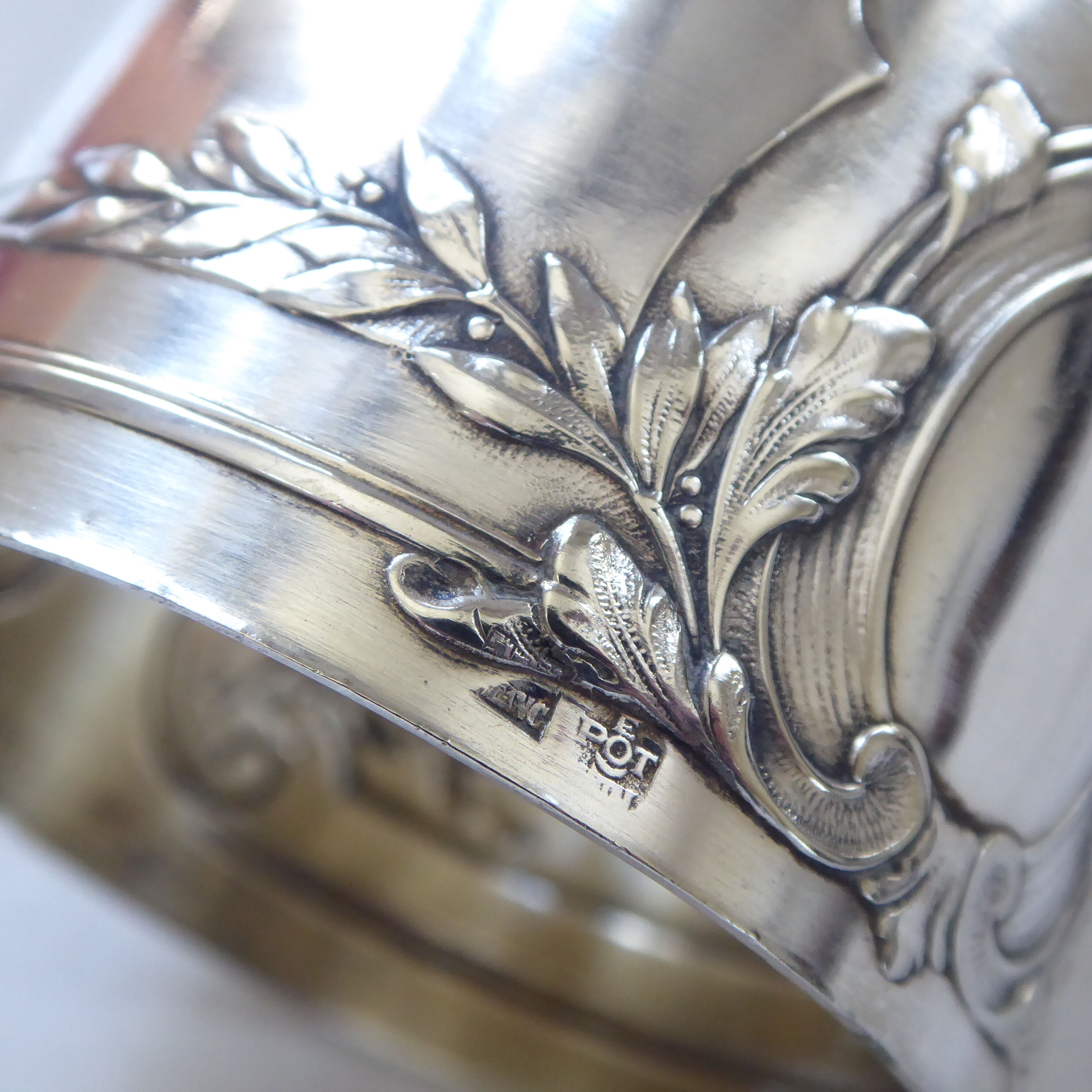 Silver metal towel ring