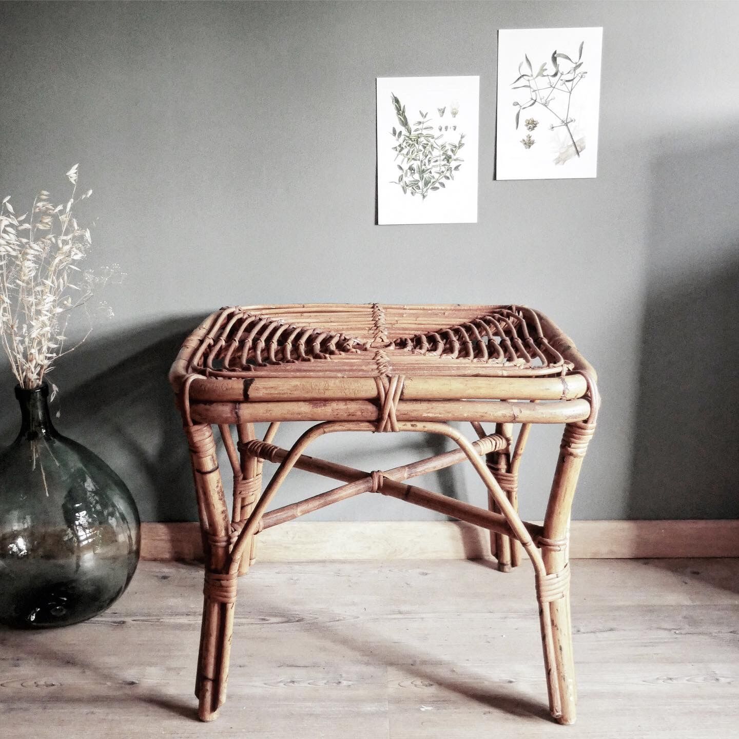 Rattan table