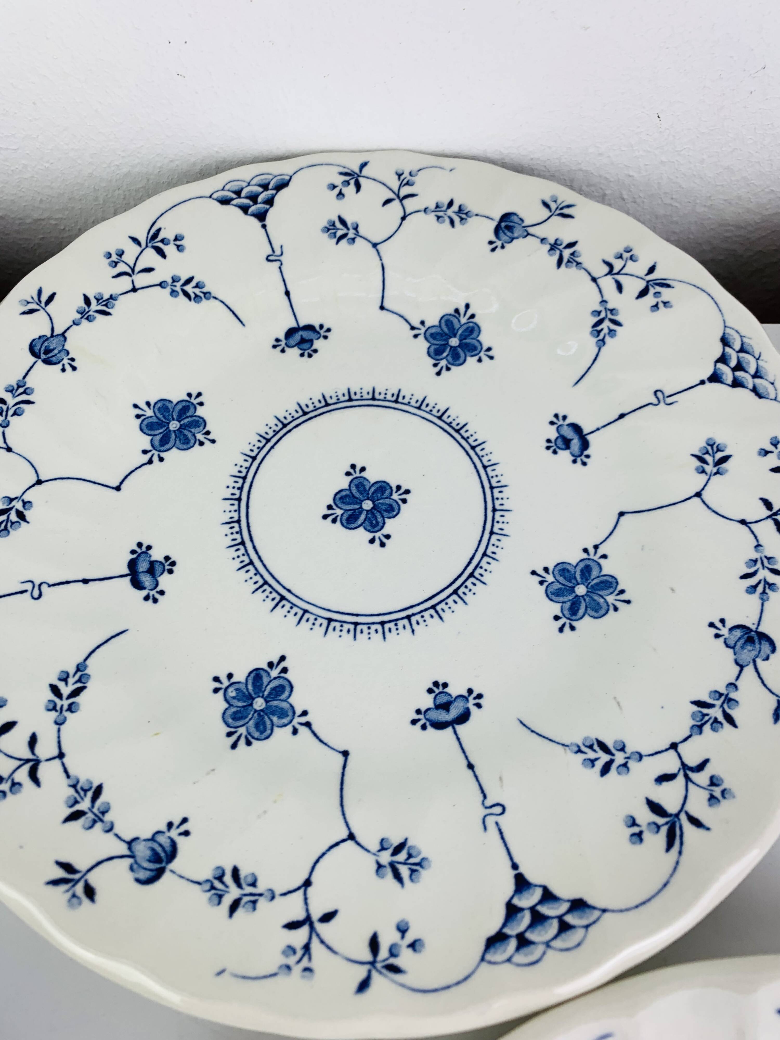6 dessert plates Myott model Finlandia, English ironstone.