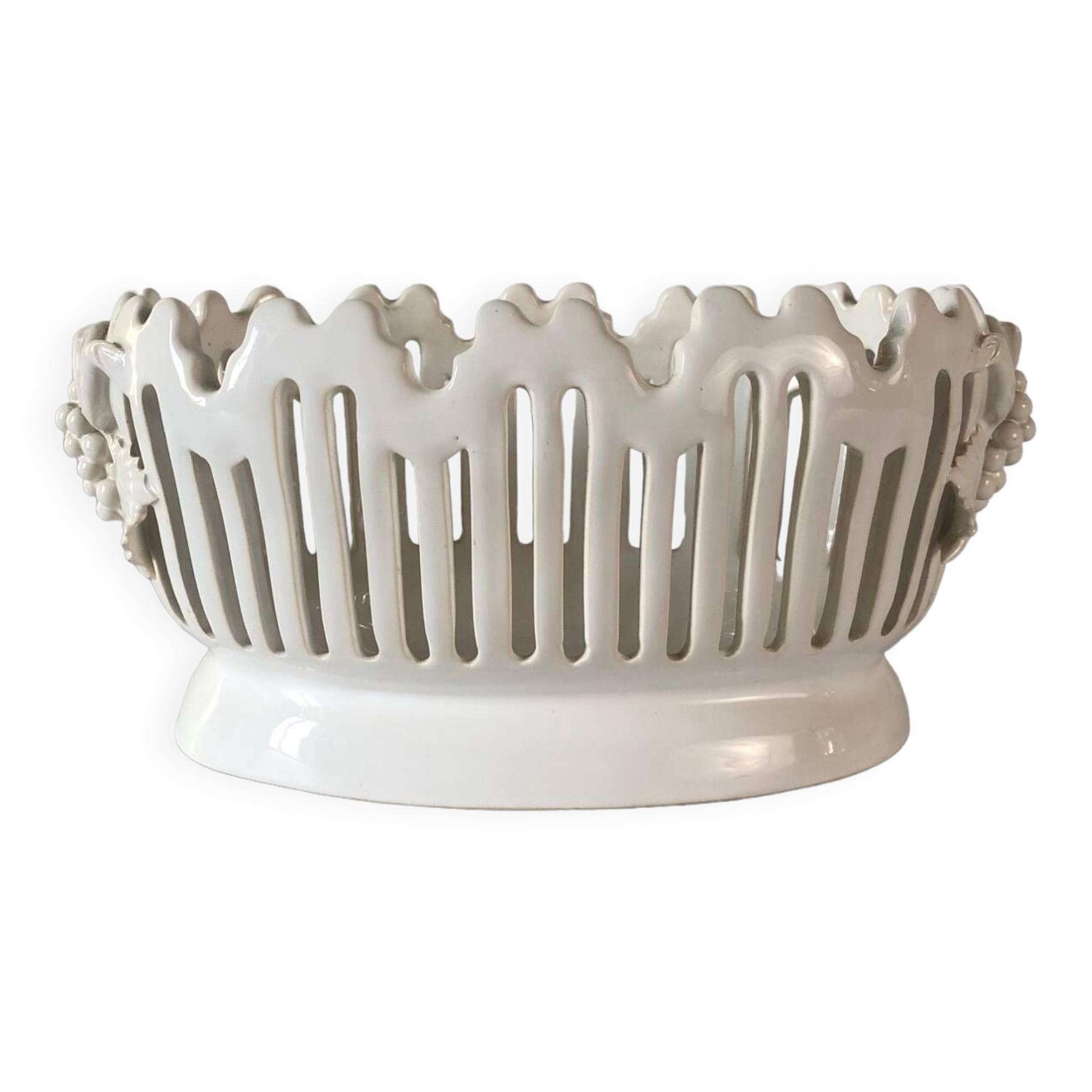 Earthenware fruit basket from Malicorne