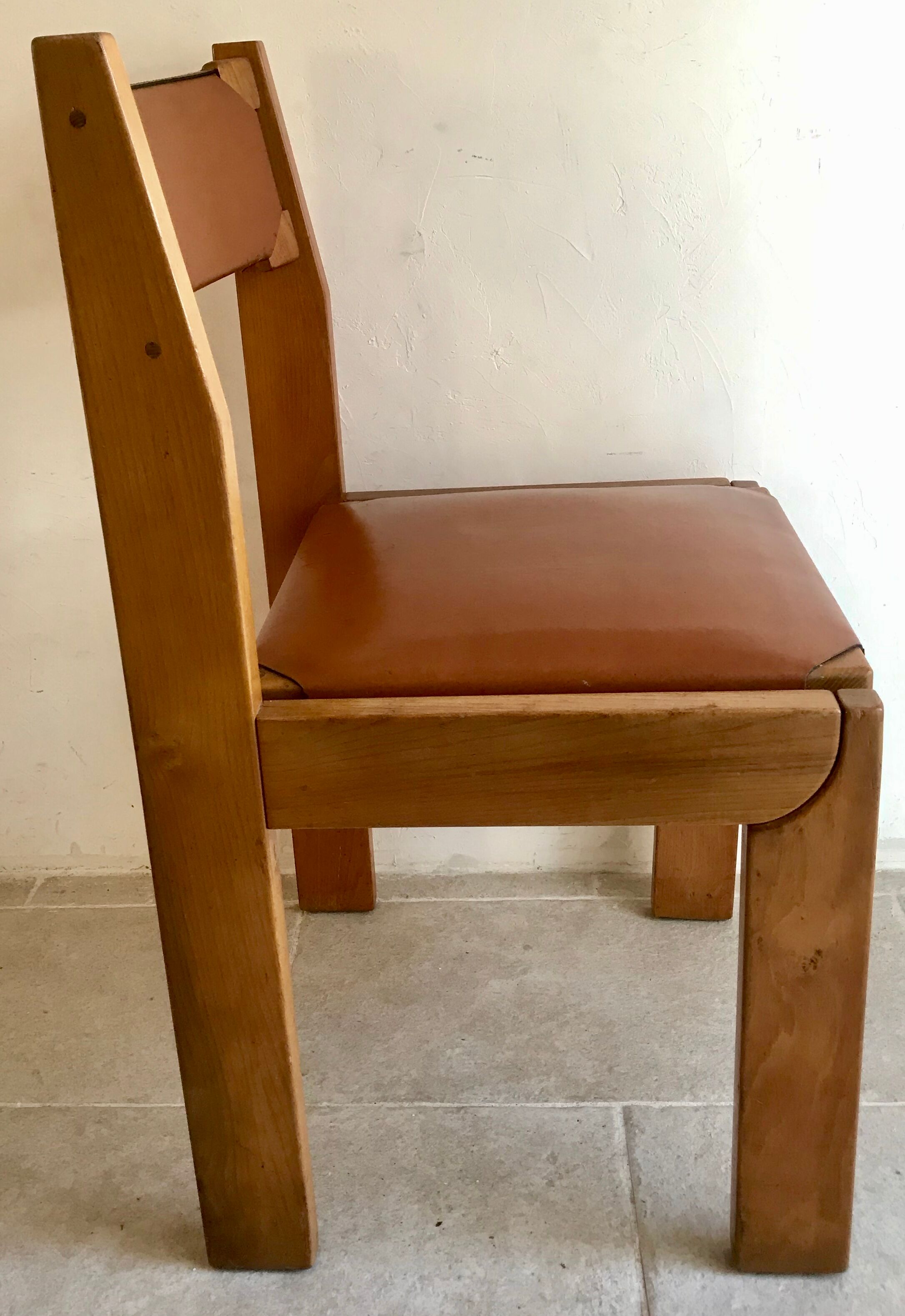 Leather and wood chair 70's