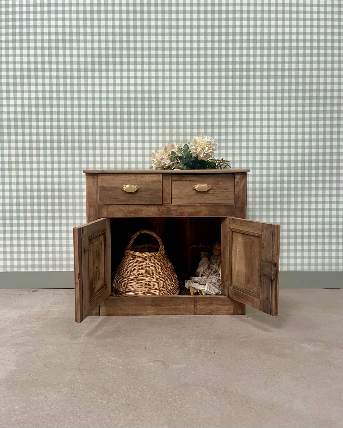 Small walnut sideboard (renovated)