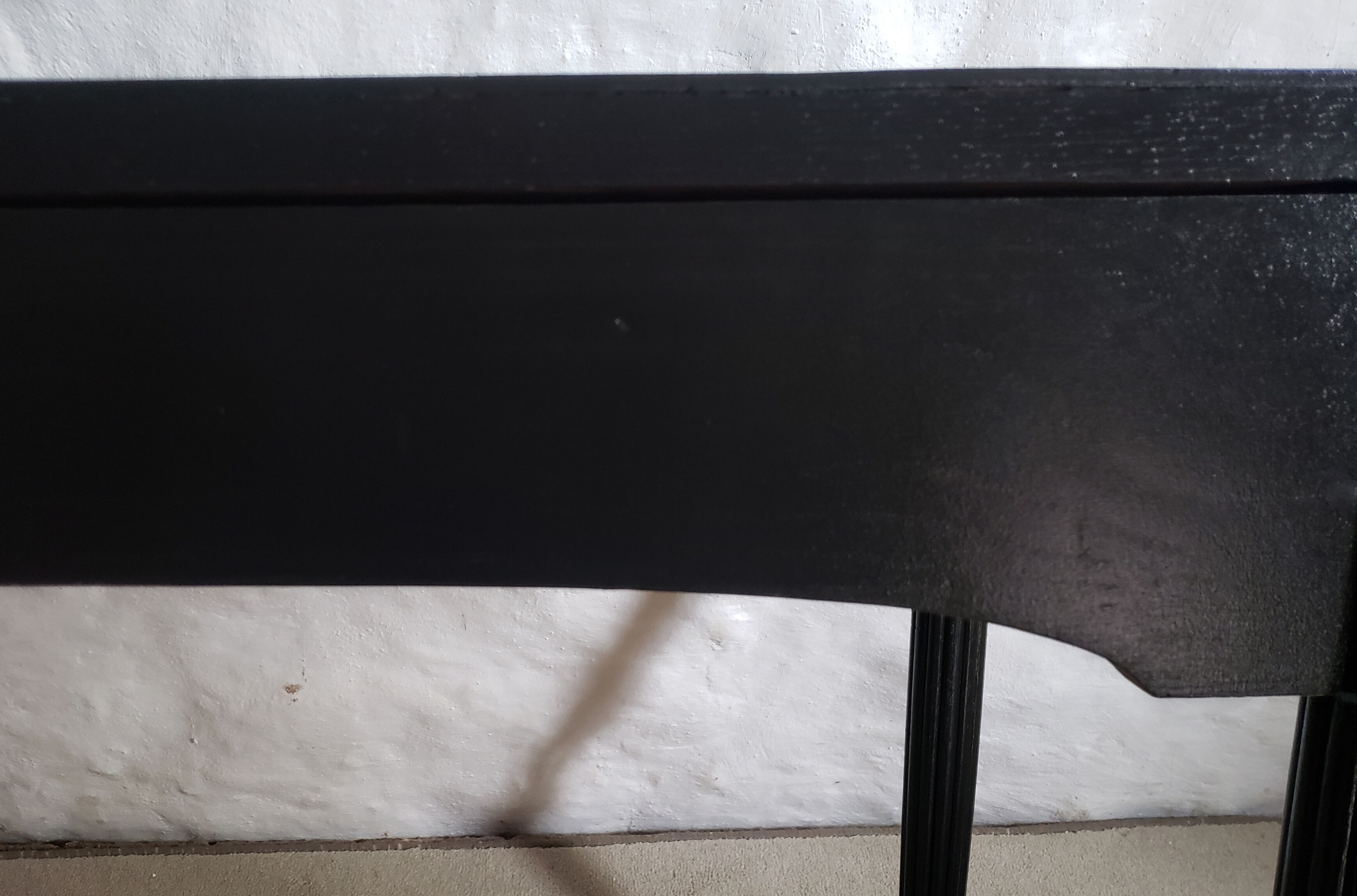 Black art-deco desk