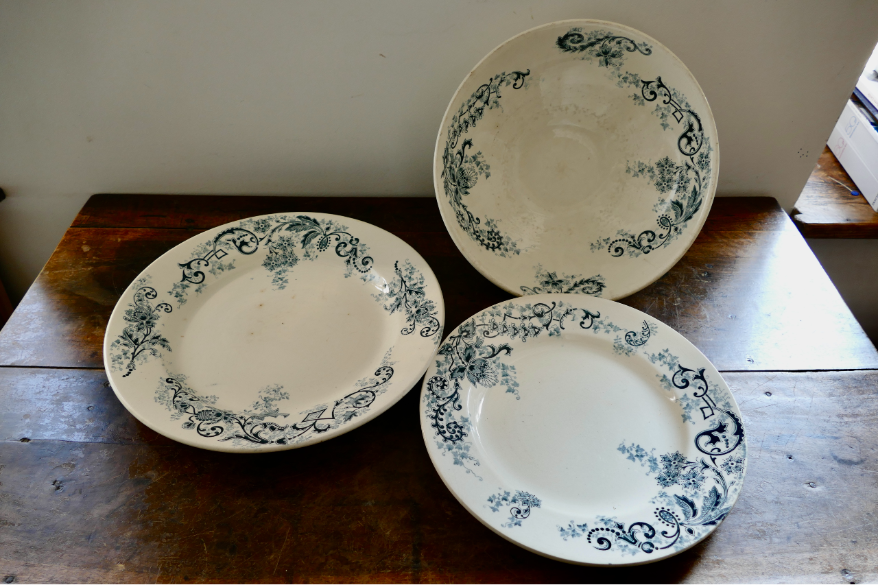 Set of three ironstone dishes