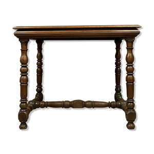 Table Louis XIII en noyer