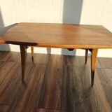 Table à manger et table basse vintage en une seule pièce