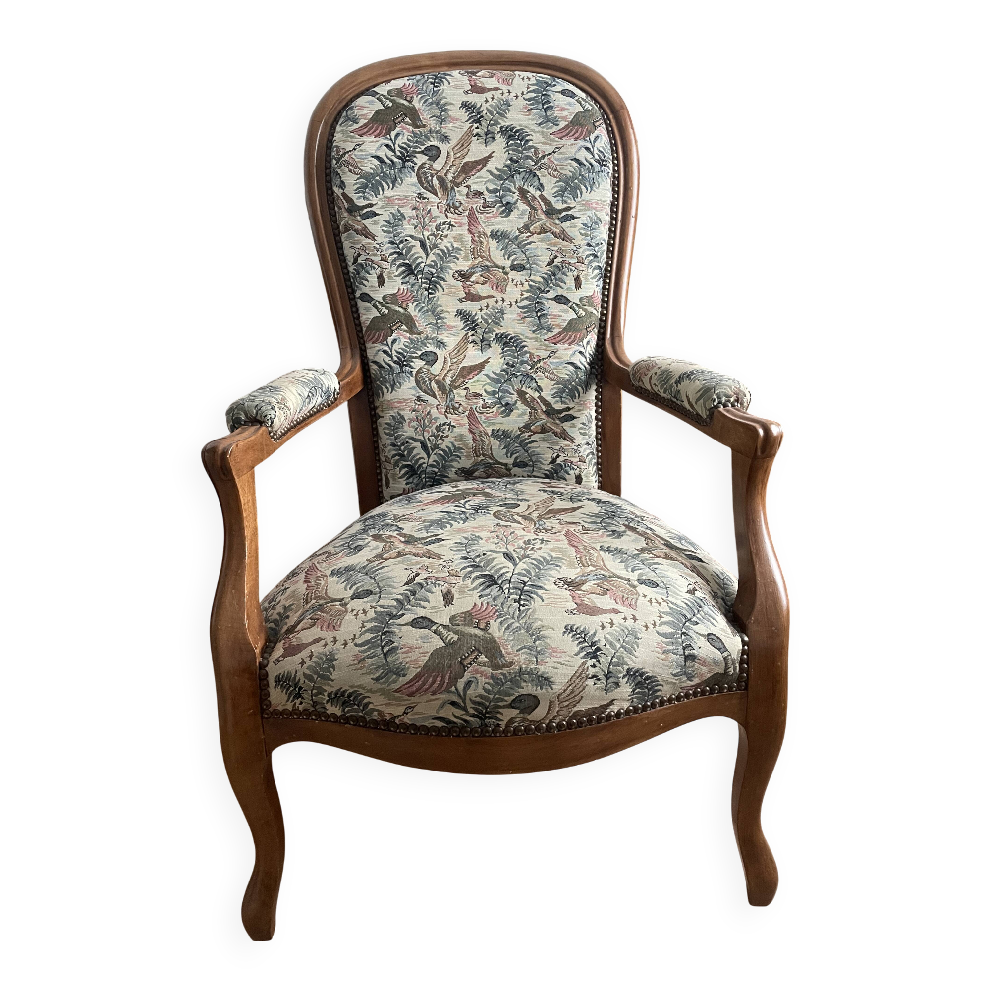 Louis Philippe armchair with wood pigeon motifs