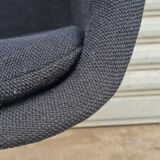 Tulip armchair by Eero Saarinen for Knoll