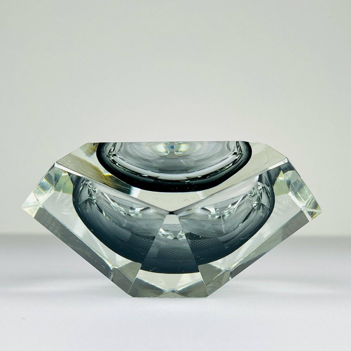 Murano glass ashtray Sommerso, Italy, 1970s