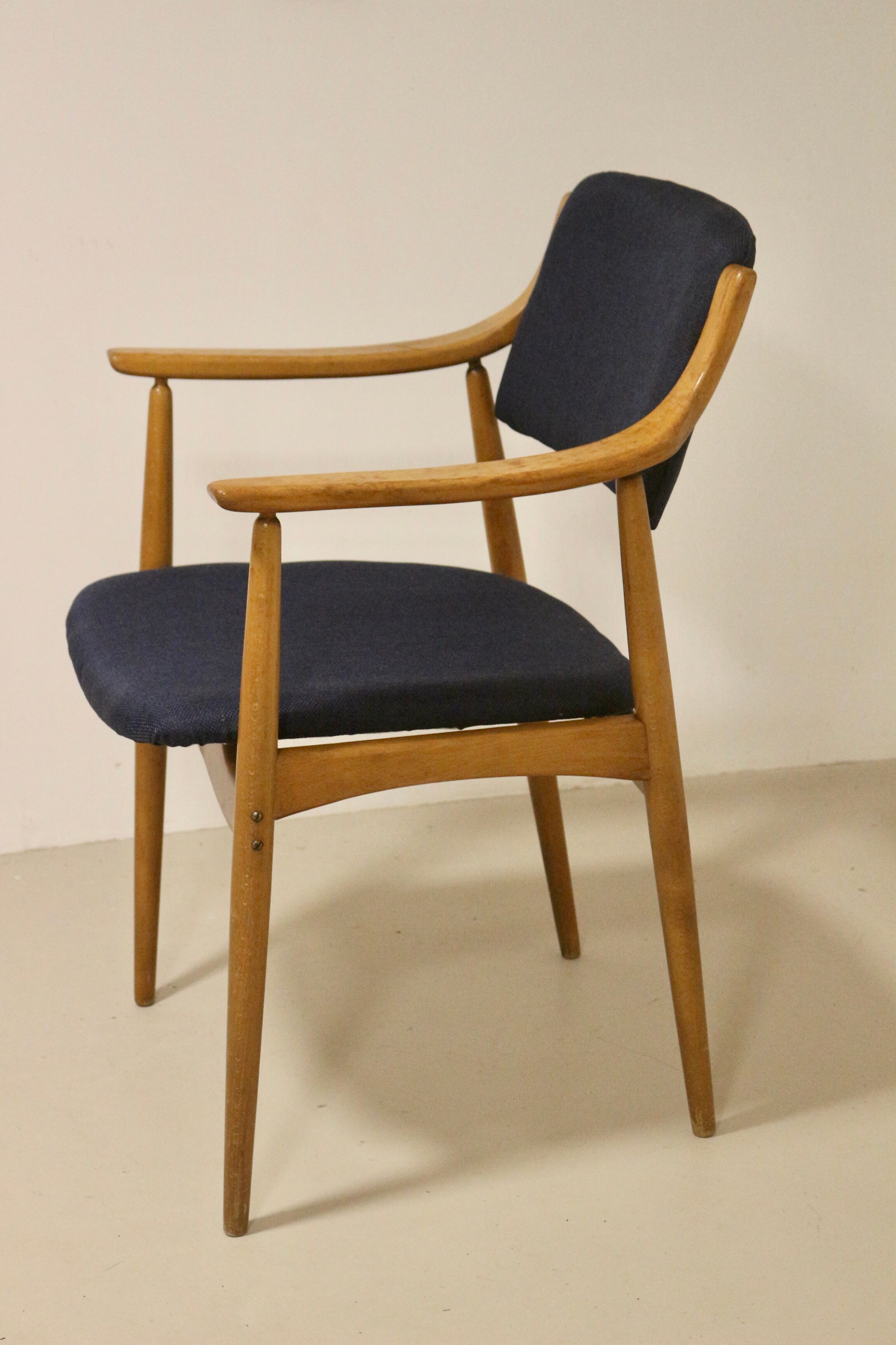 Scandinavian chair 1960 curved armrests