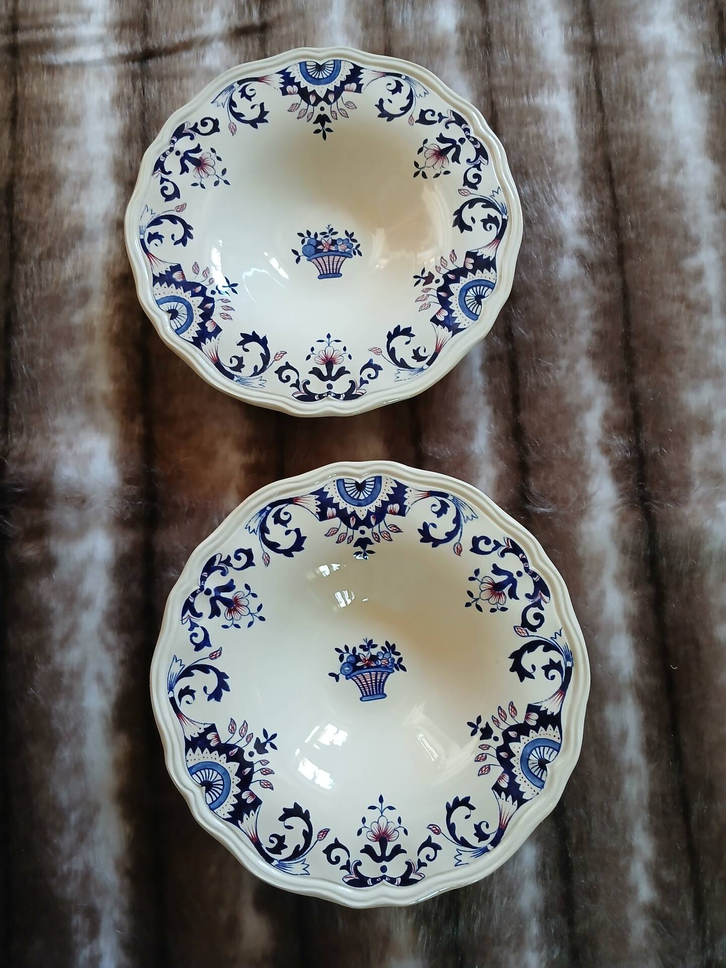 2 antique hollow dishes "Rouennais" from Longchamp