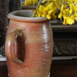 Round-handled terracotta pot vase