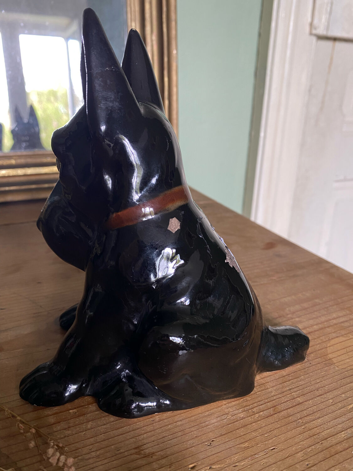 Chien art deco en céramique émaillée de Saint Clément