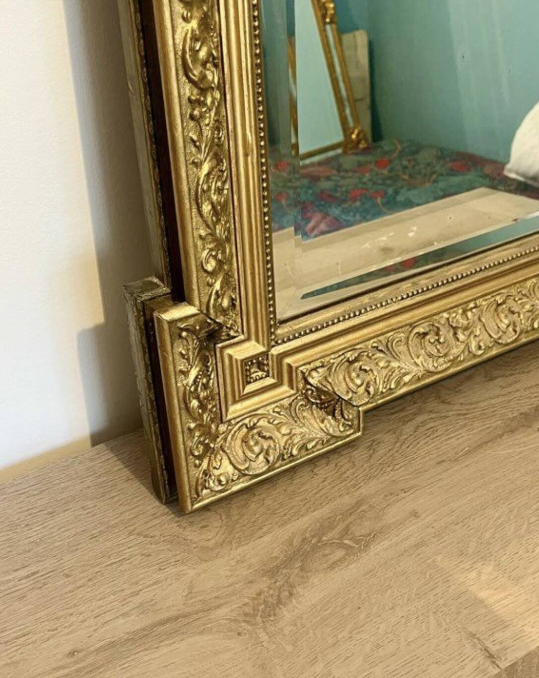 Antique gold leaf mirror – 99×67cm – bevelled glass,