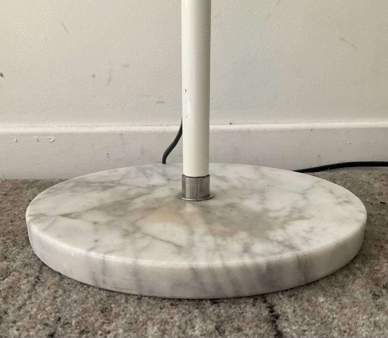 ALain Richard floor lamp from the 60s-70s