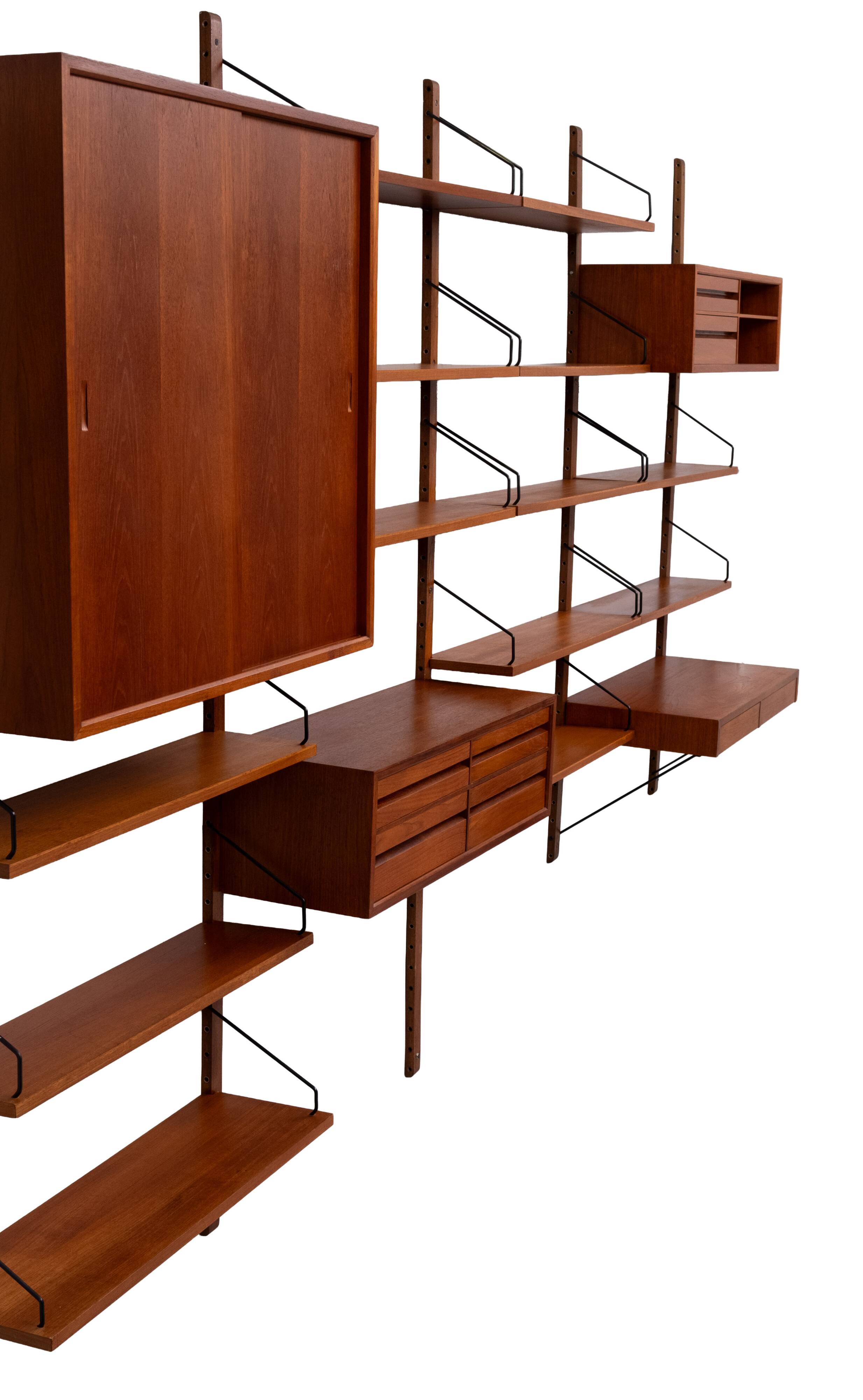 Système mural Royal Teak Poul Cadovius vintage des années 1960 avec 4 armoires
