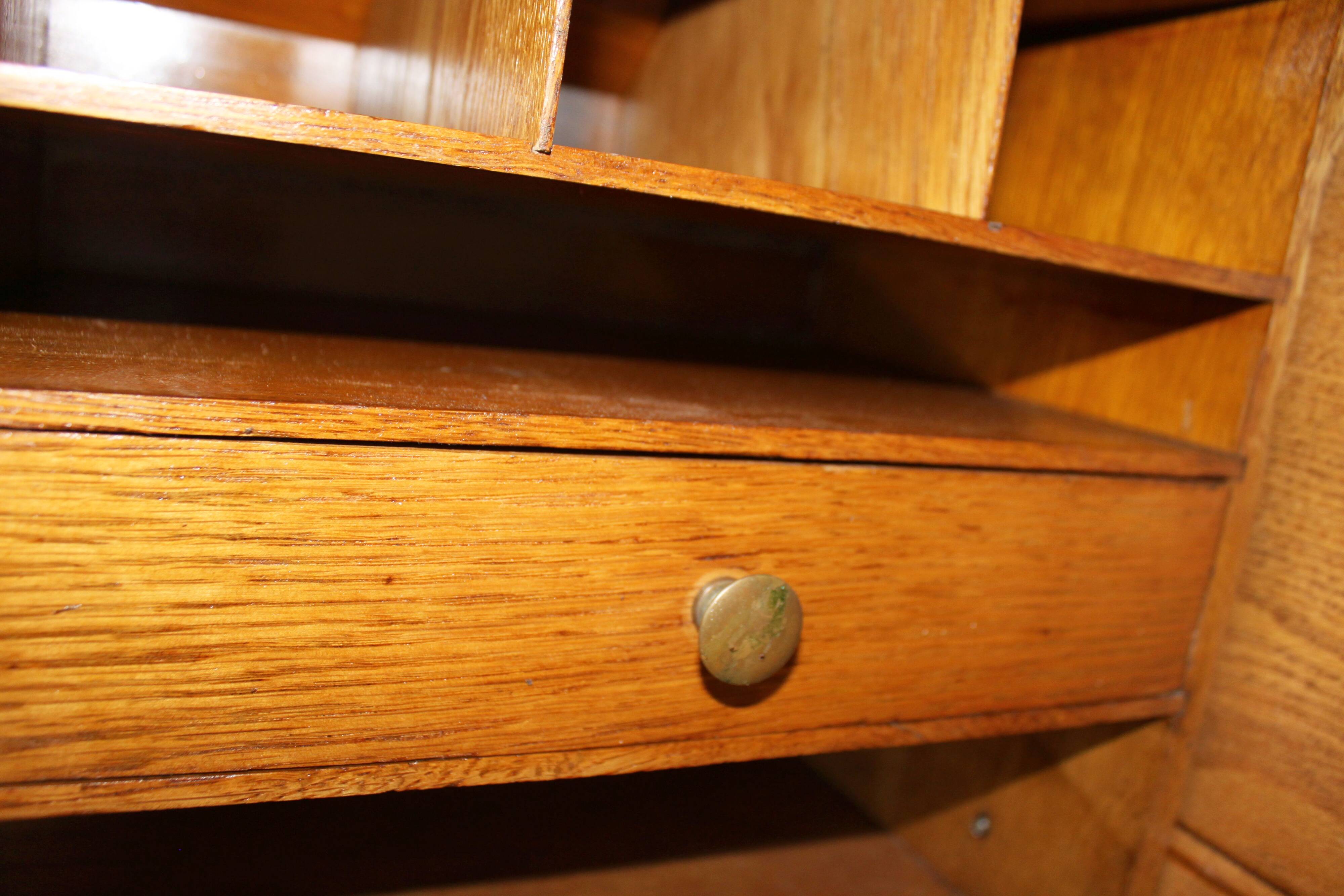 American oak desk, late 19th century.