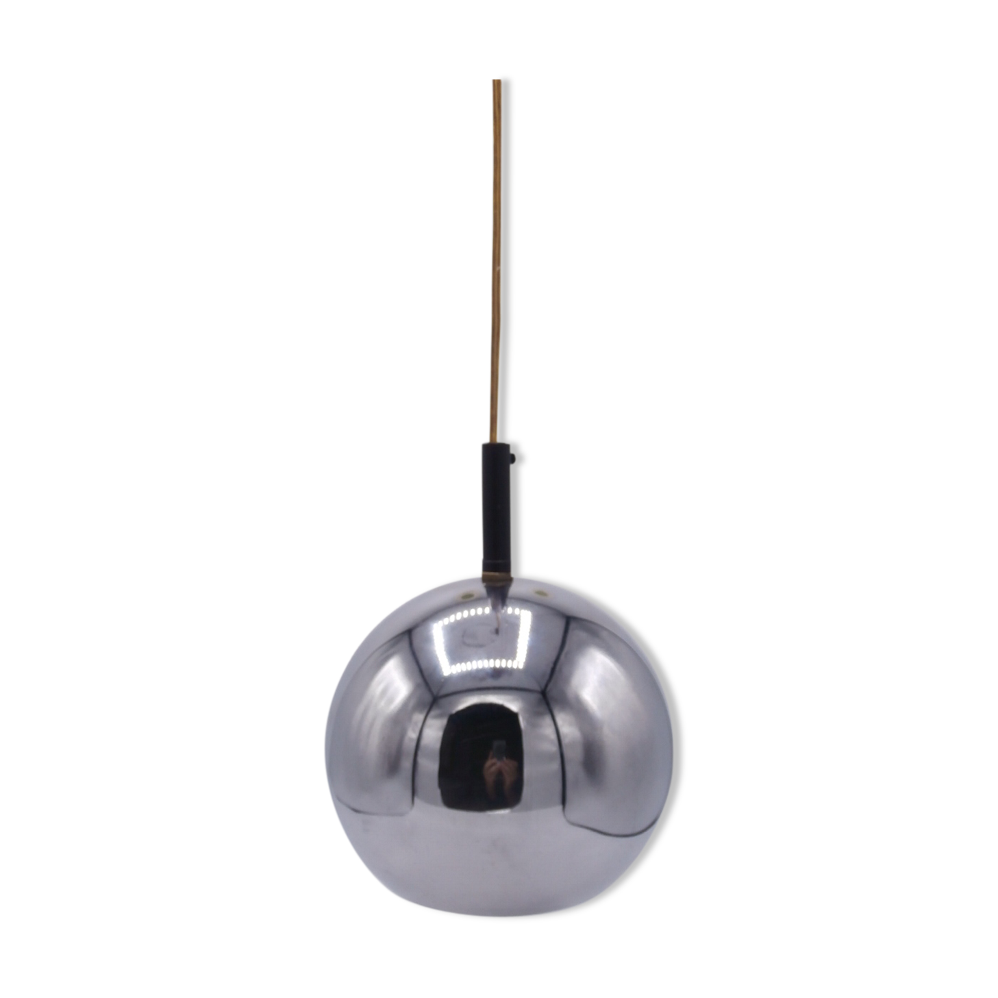 Suspension chrome ball