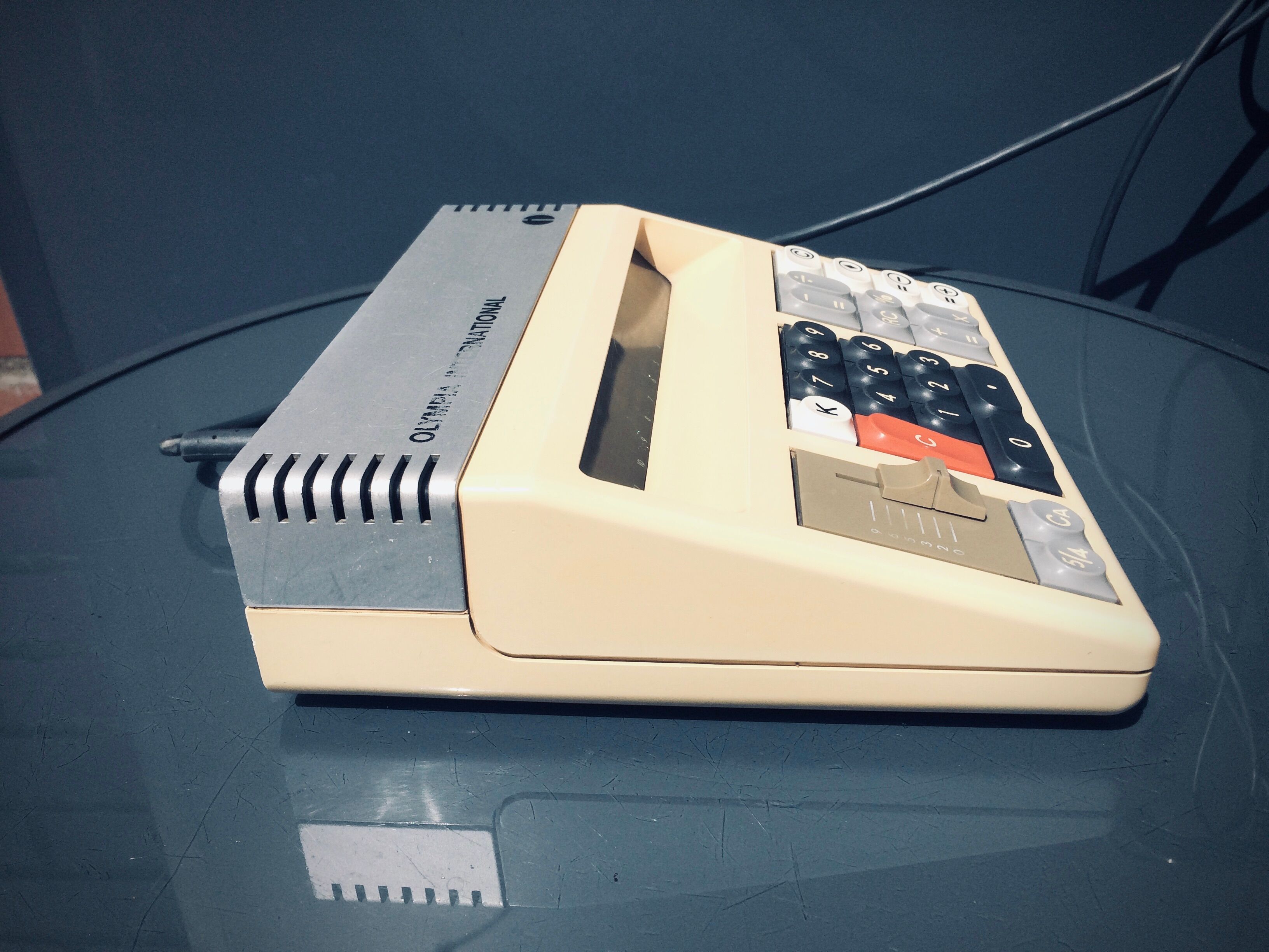 Vintage Olympia CD 401 calculator
