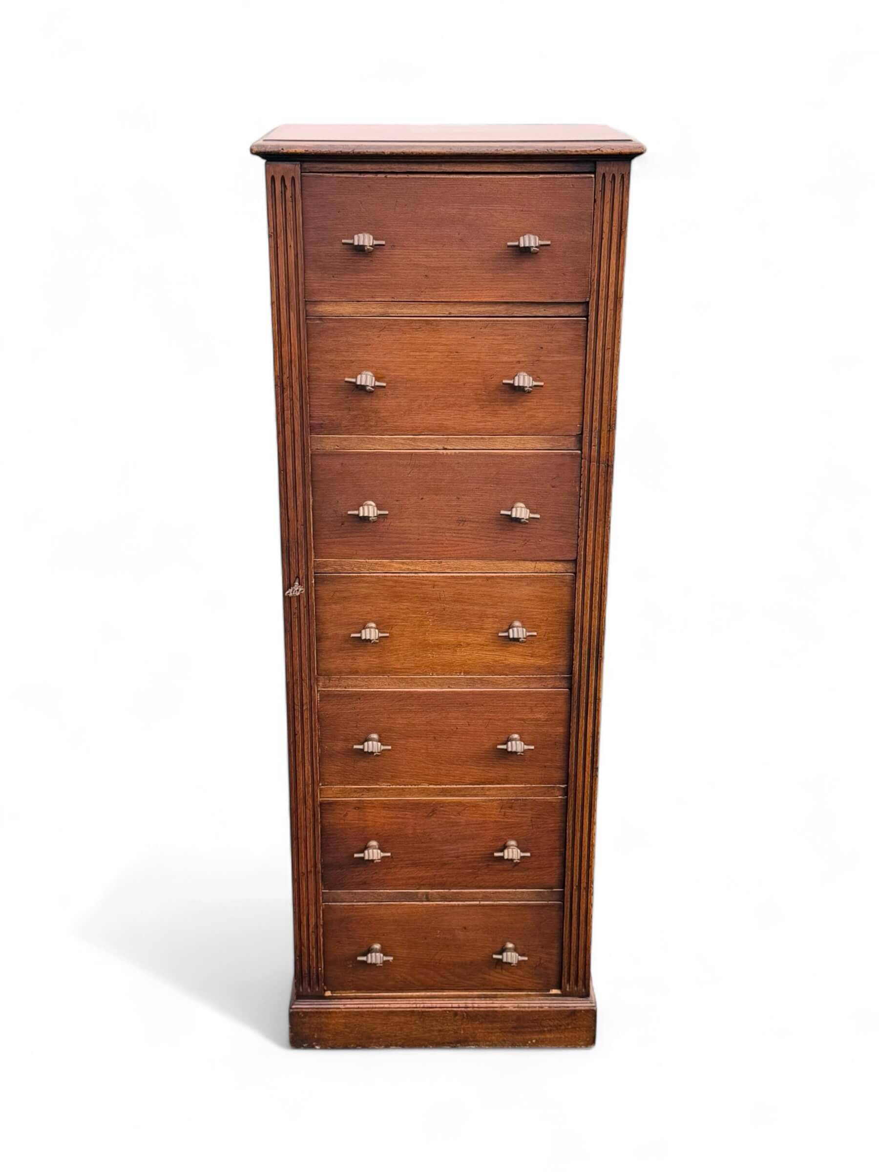 Meuble semainier ancien, début XXème
