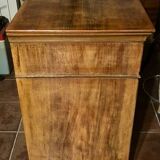 Commode malouine ancienne en ronce de noyer