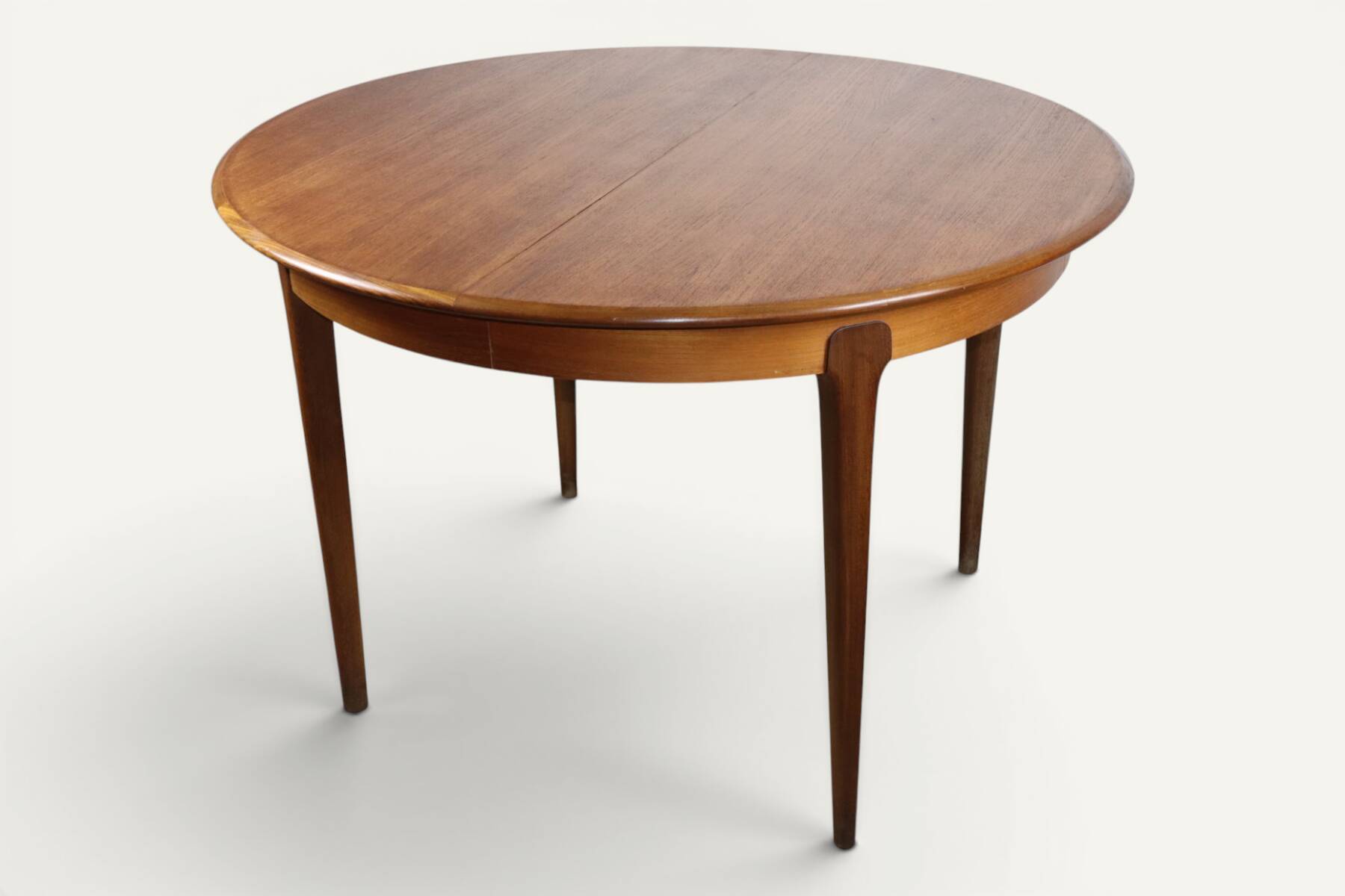 Scandinavian extendable dining table in teak - 1960s