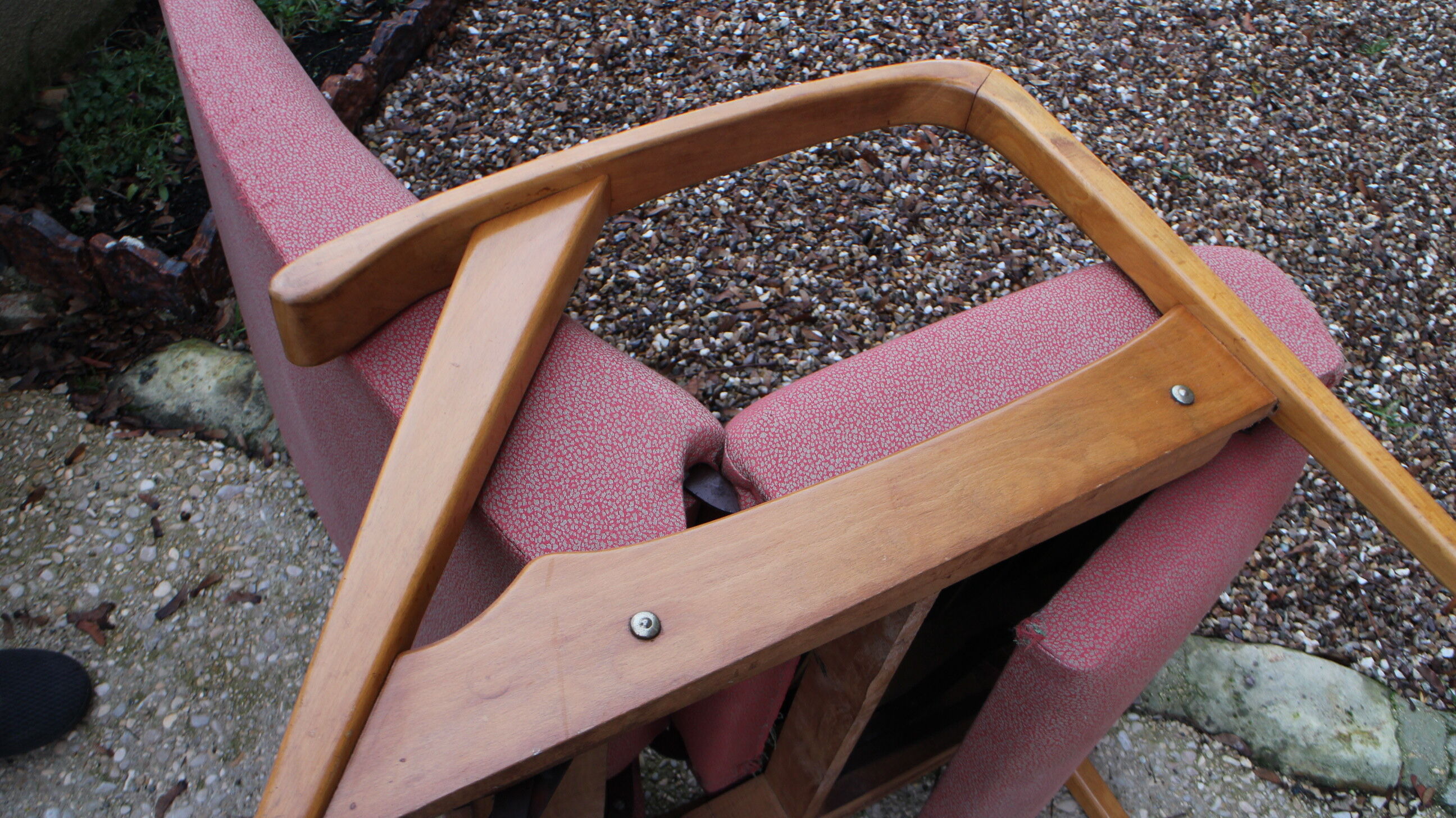 Scandinavian style relax armchair