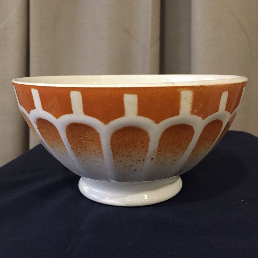 Faceted bowl white and orange digoin