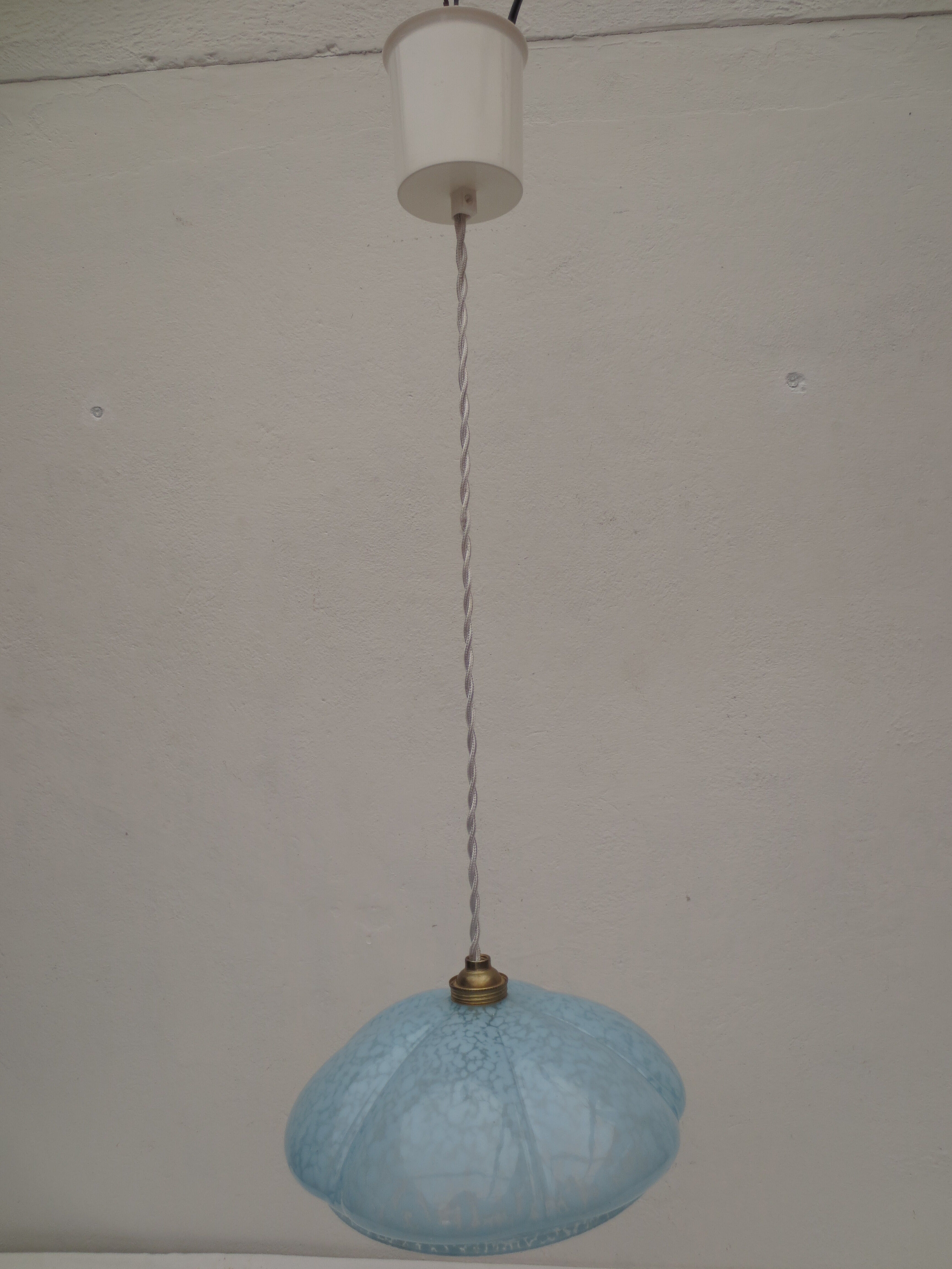 Old opaline suspension, blue clichy
