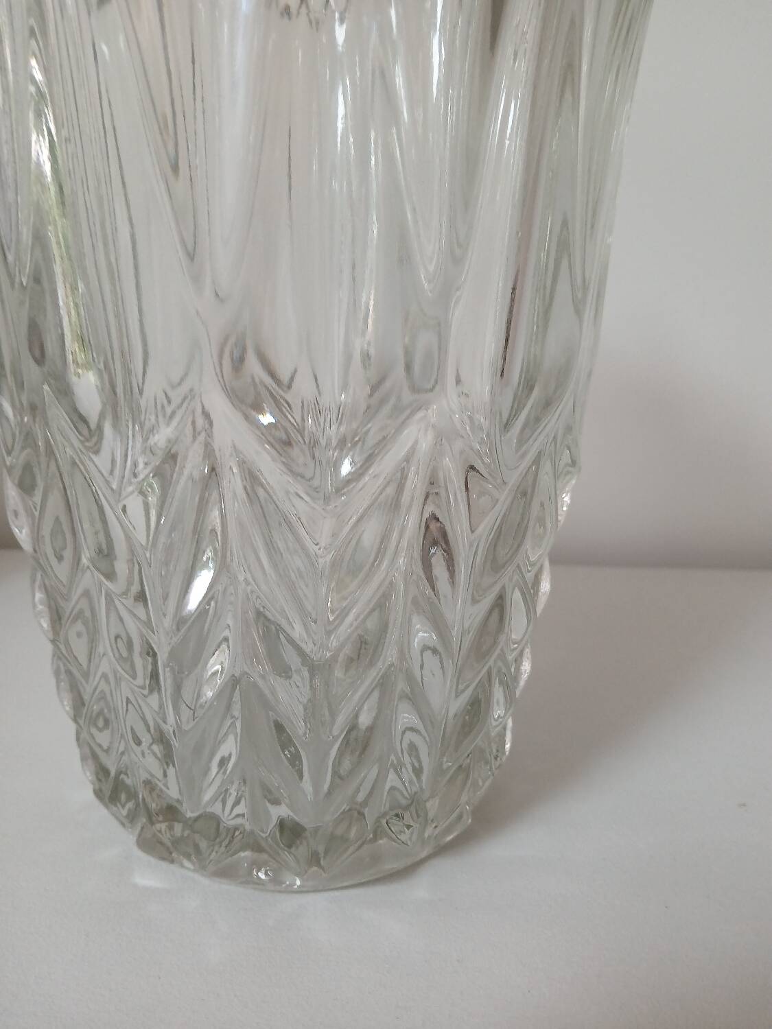 Glass vase, "wheat ears" motif