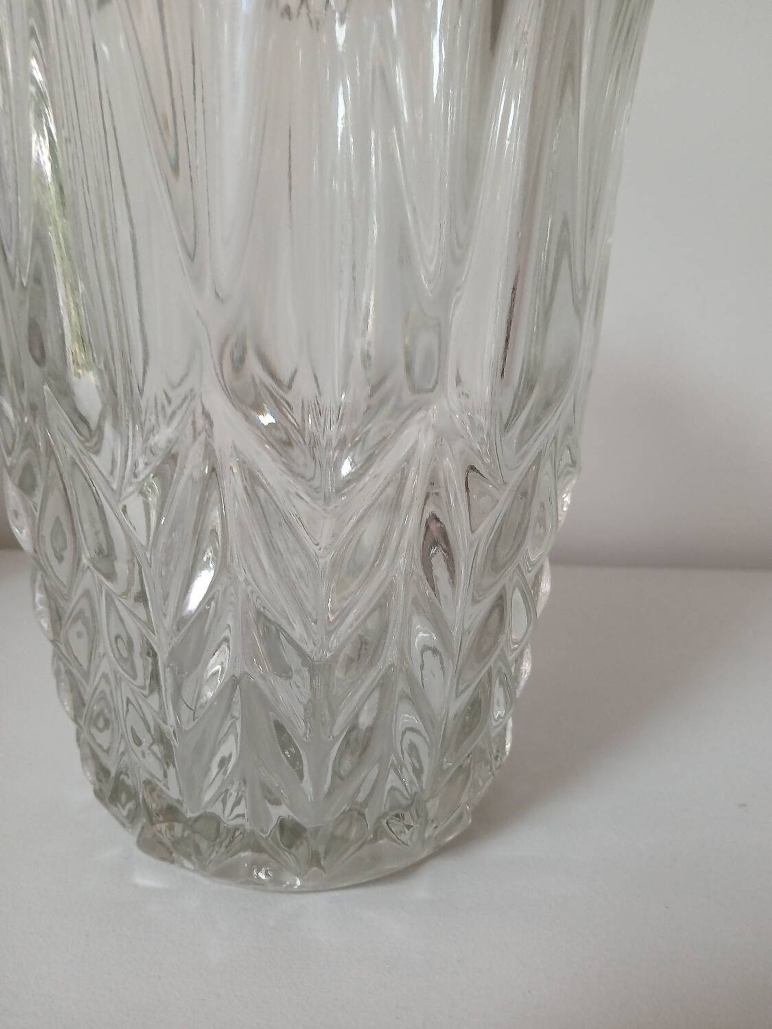 Vase en verre, motif "épis de blé"