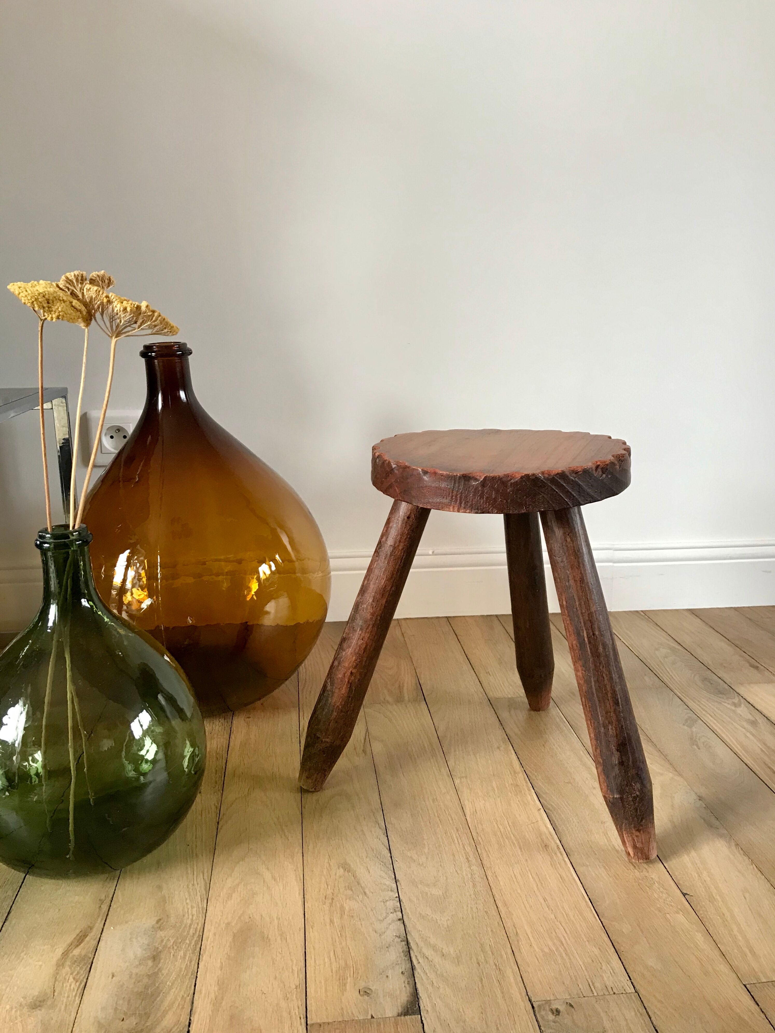 Wooden tripod stool 40s-50s