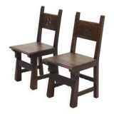 Ensemble de 2 chaises en chêne sculpté à la main espagnol du 19ème siècle