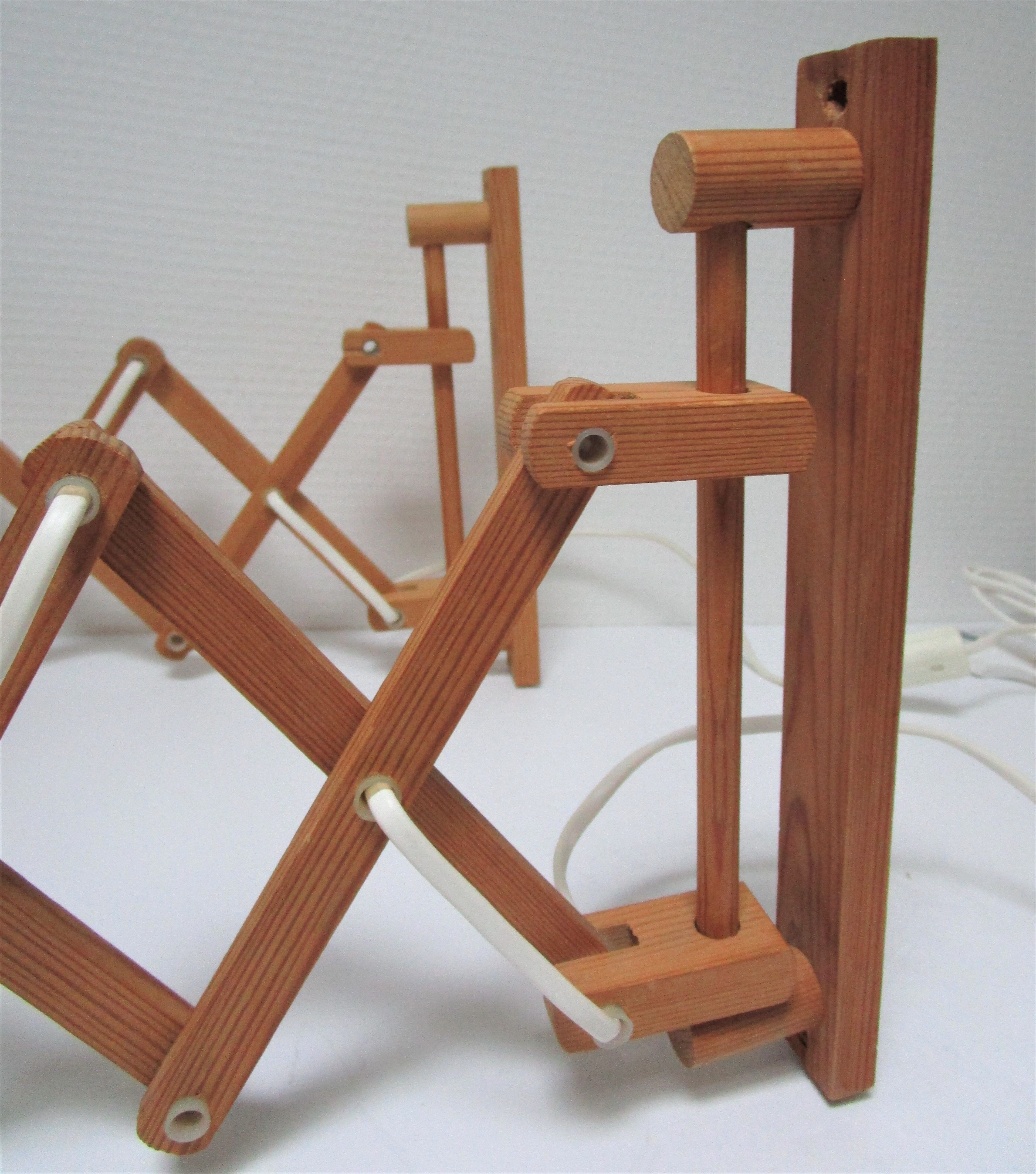 Paire d'appliques bois extensibles design scandinave vintage