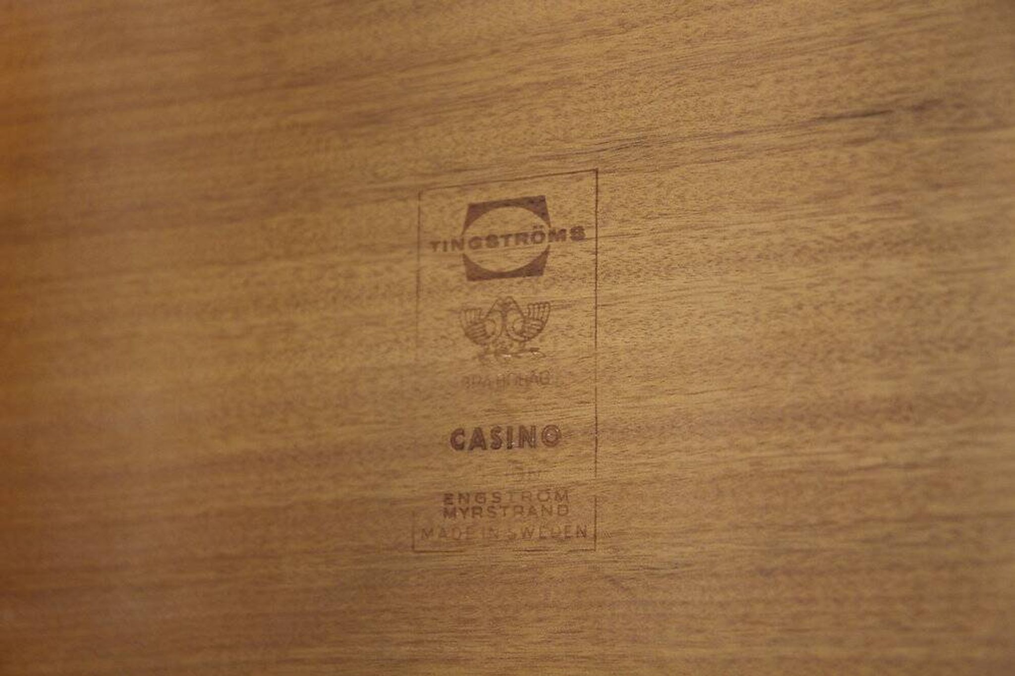 Table d'appoint "Casino" en teck, Engström & Myrstrand, Suède, 1960