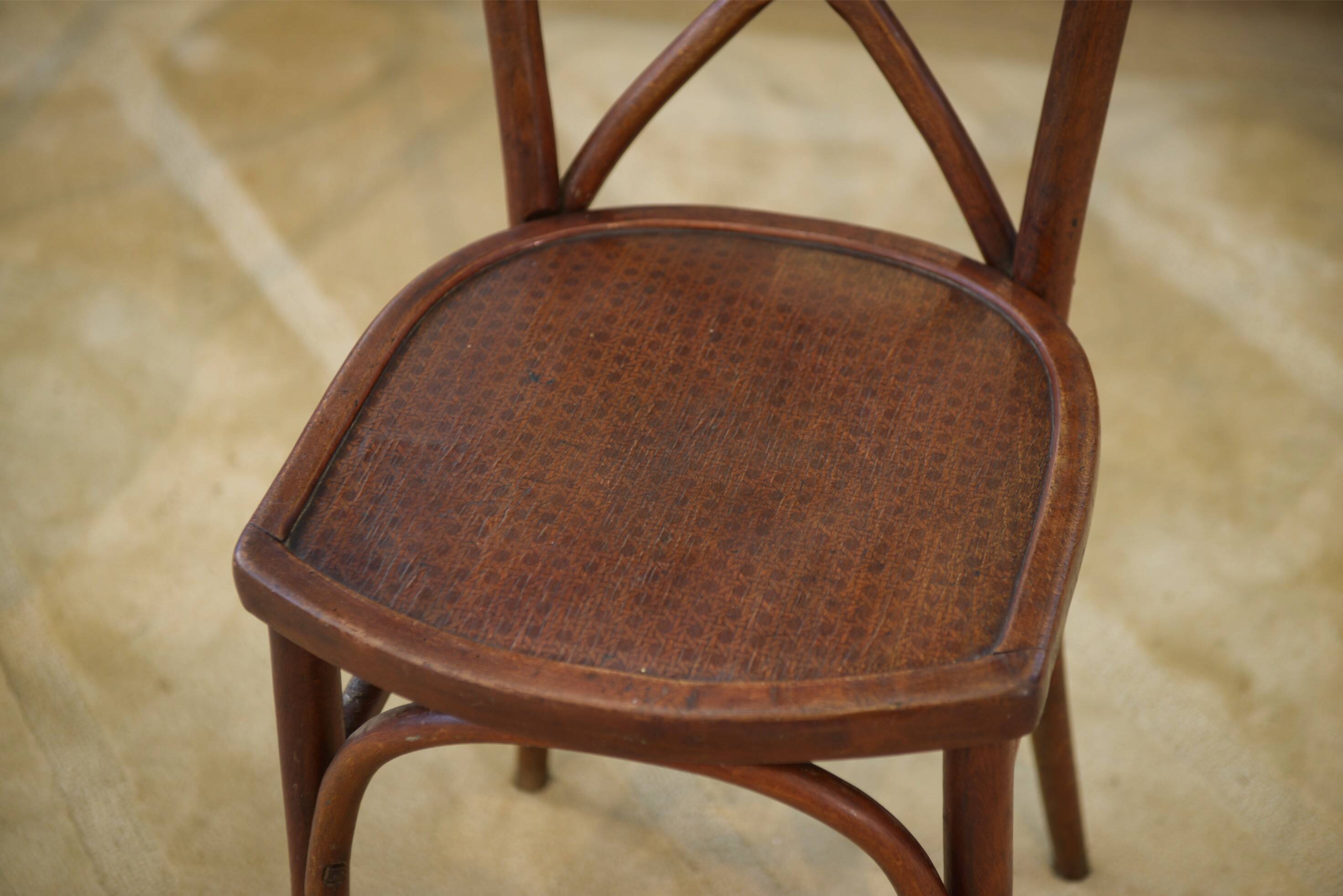 Paire de chaises bistrot en bois courbé 1950