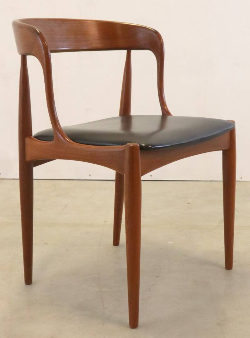 Set of 6 chairs Johannes Andersen voor Uldum stoelen -