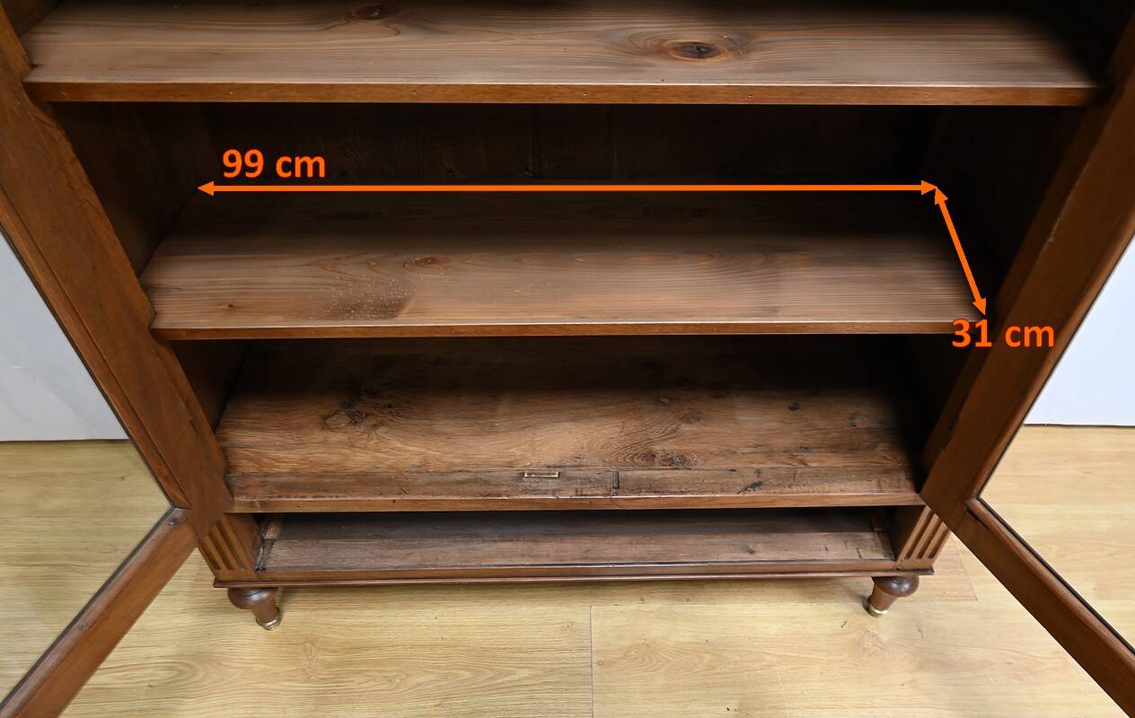 Bookcase in Solid Walnut, Louis XVI style – Mid-19th century