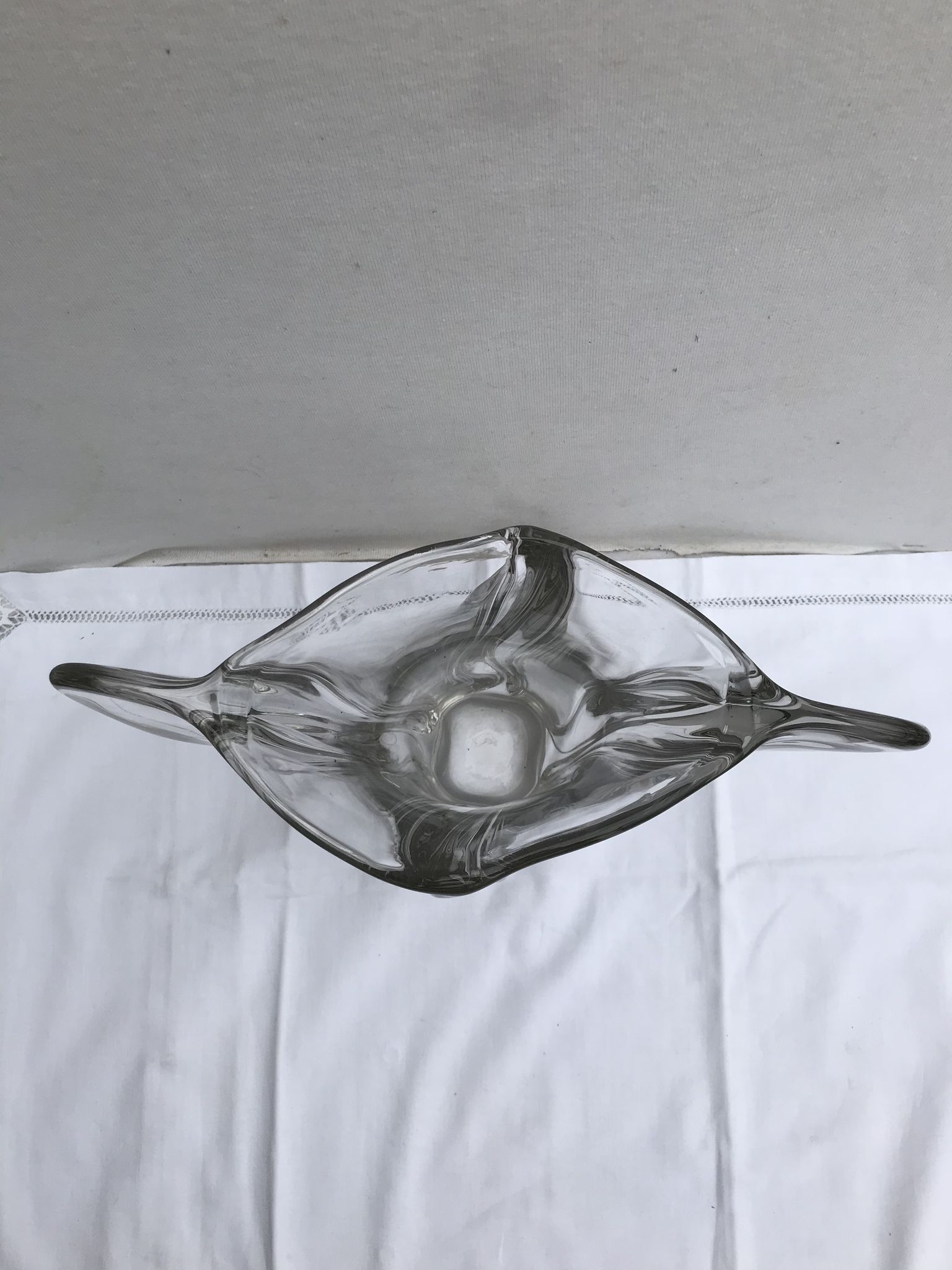 Vase ancien forme coupe verre moule transparent design vintage