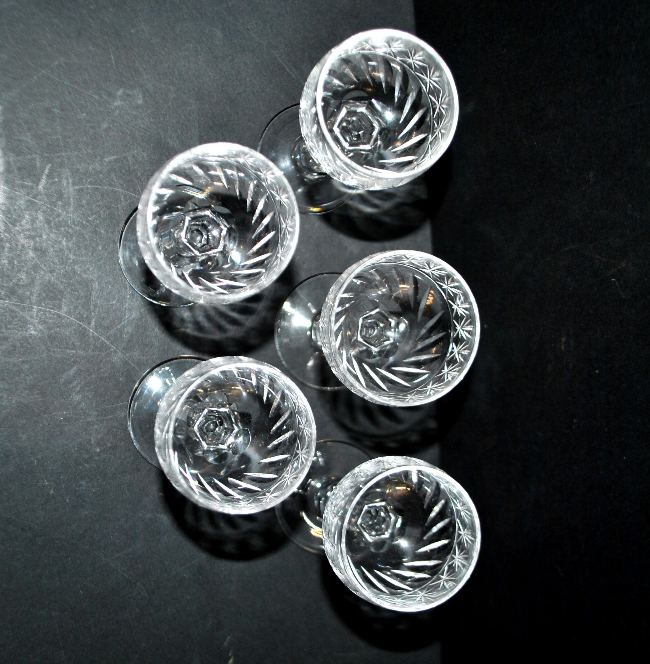 SAINT-LOUIS Set of 5 crystal liqueur glasses model 1930 METRA Size 4593
